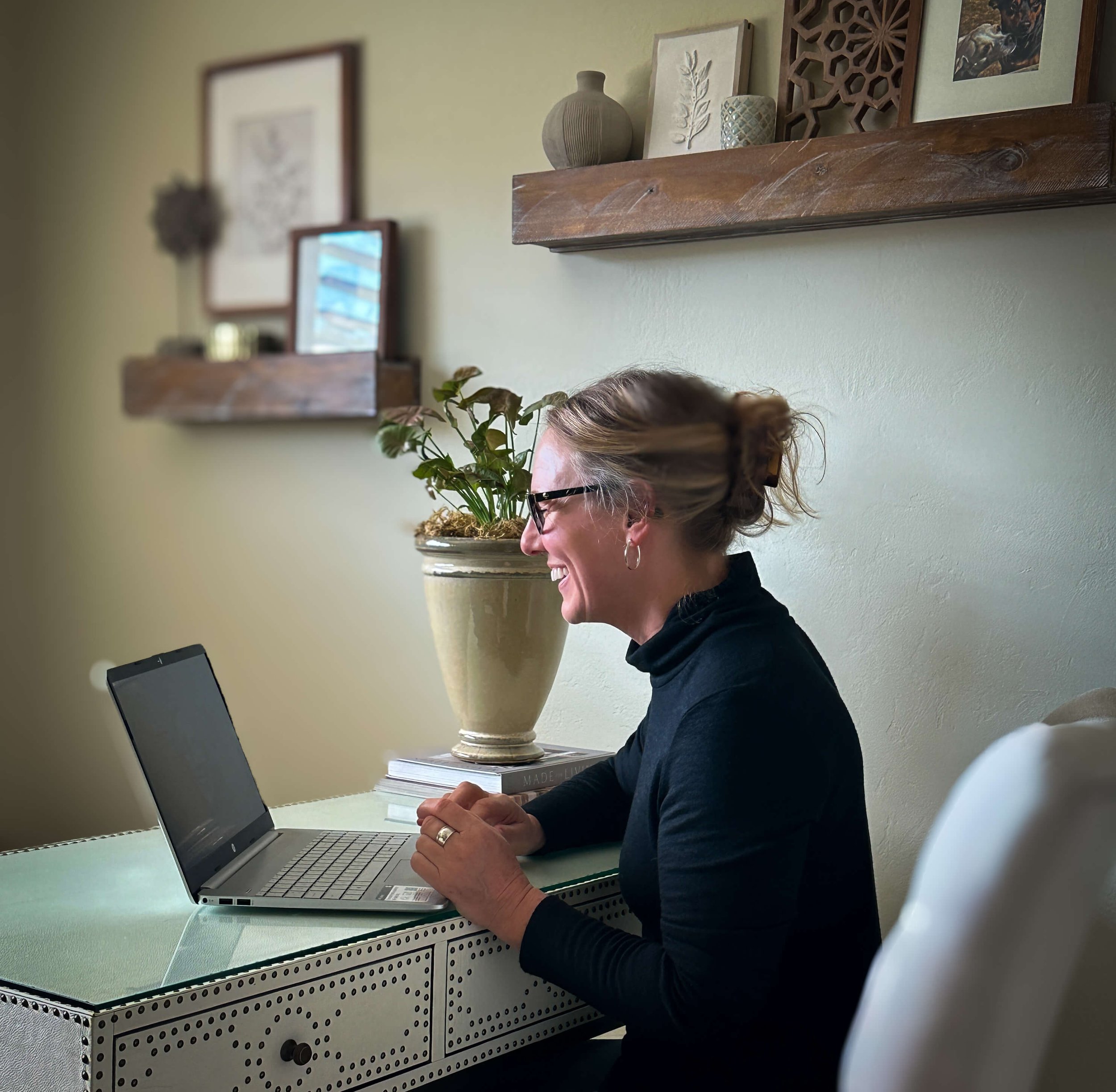 Why Hire a Pro? The Benefits of Hiring a Professional Organizer