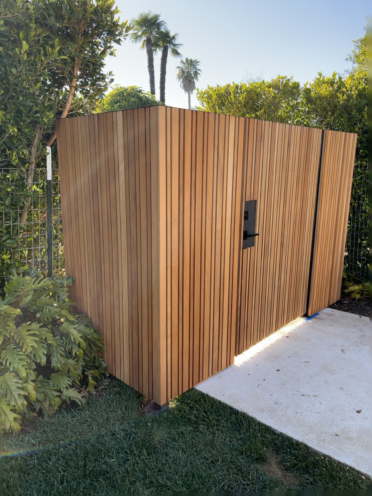 IMG_4053 - frame at 0m2s.jpg