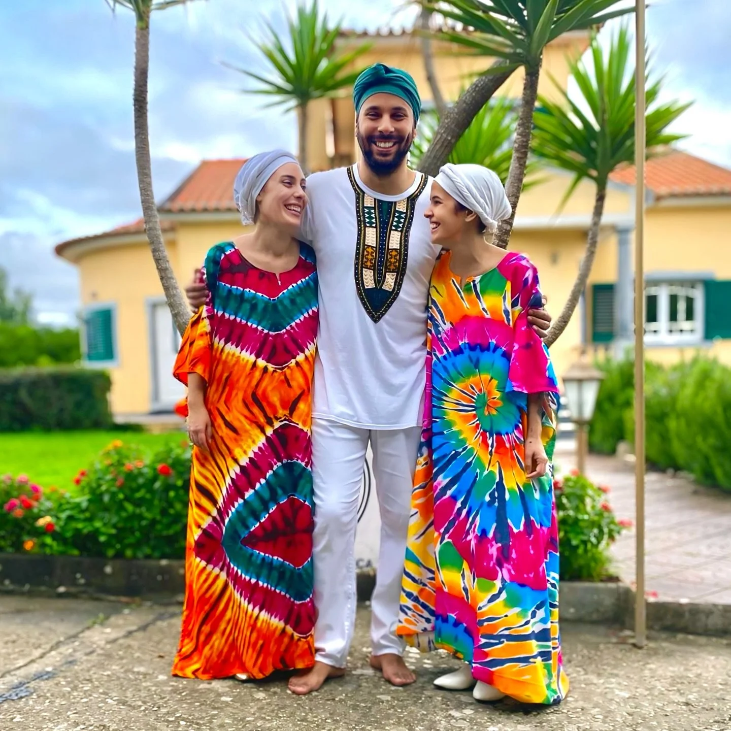 Mais alguns dos sorrisos que vos recebem a cada s&aacute;bado! 🌙🤍✨