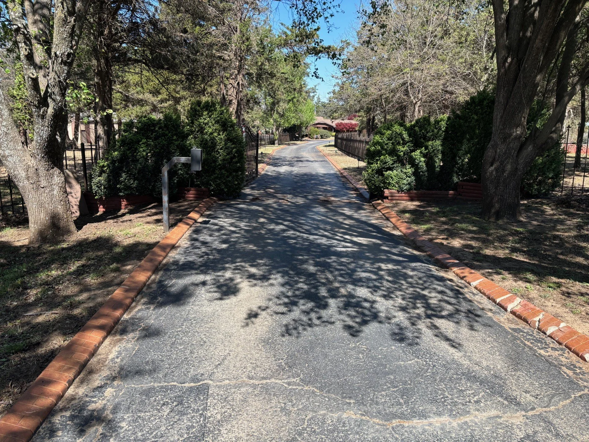 Weekly lawn care service in Yale, Oklahoma – residential property maintained with routine mowing and edging