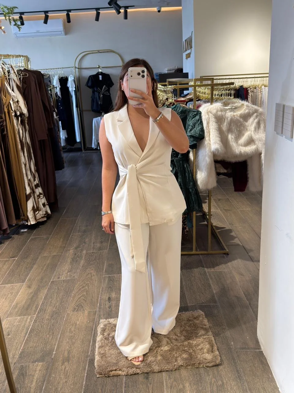 WhatsApp Image 2025-12-08 at 16.59.04 (1).jpeg