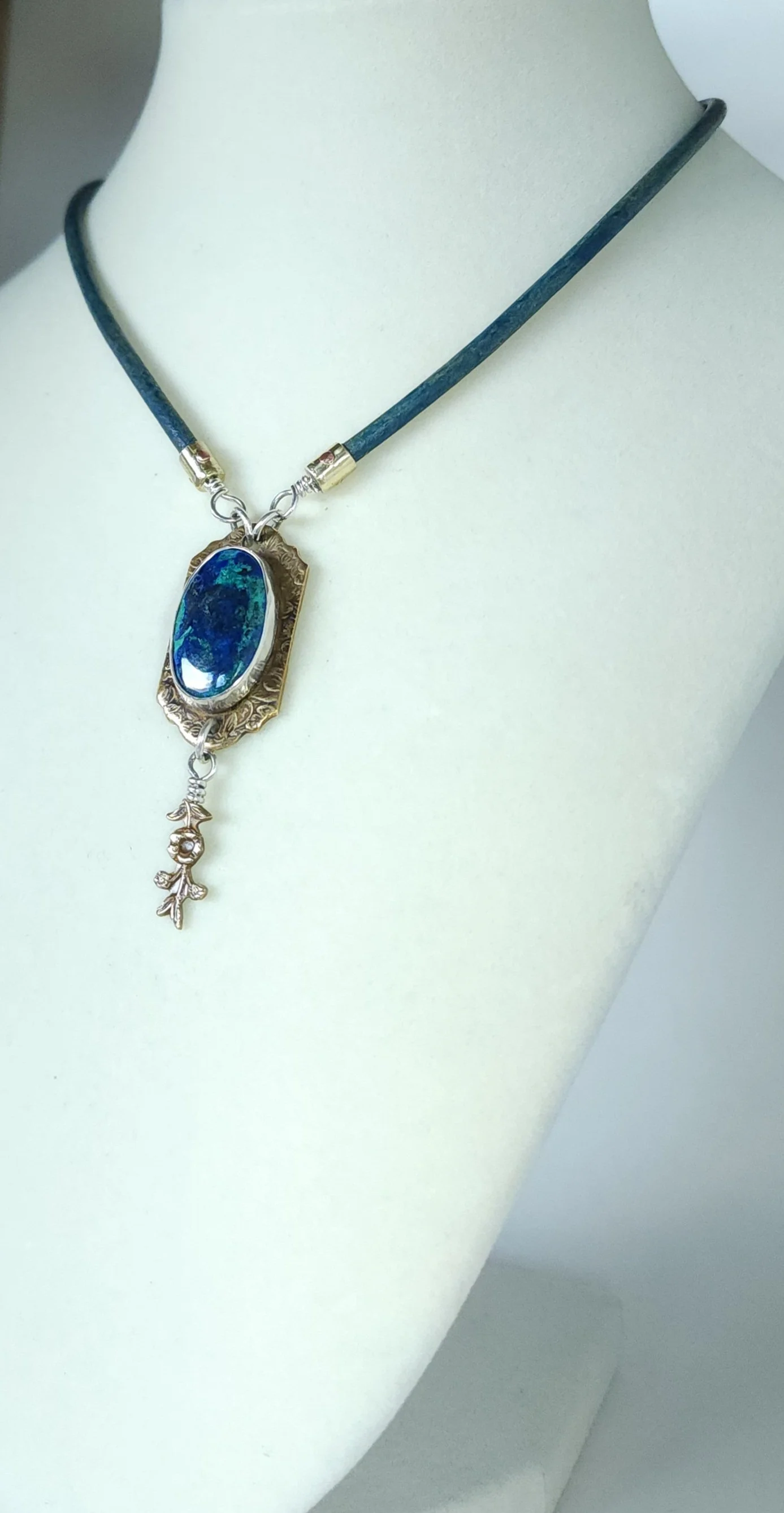 Azurite bronze necklace 7.jpg