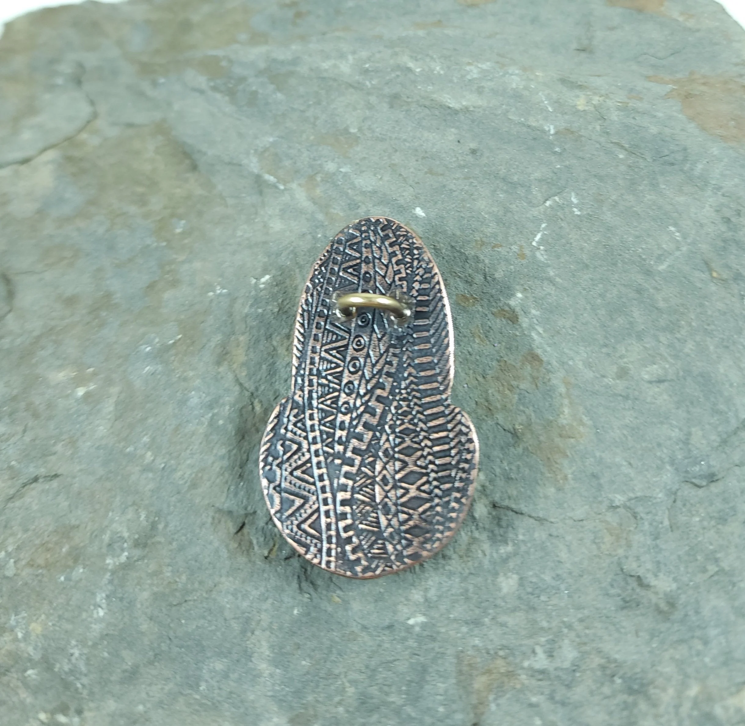 Atlantisite Ponytail holder 2.jpg