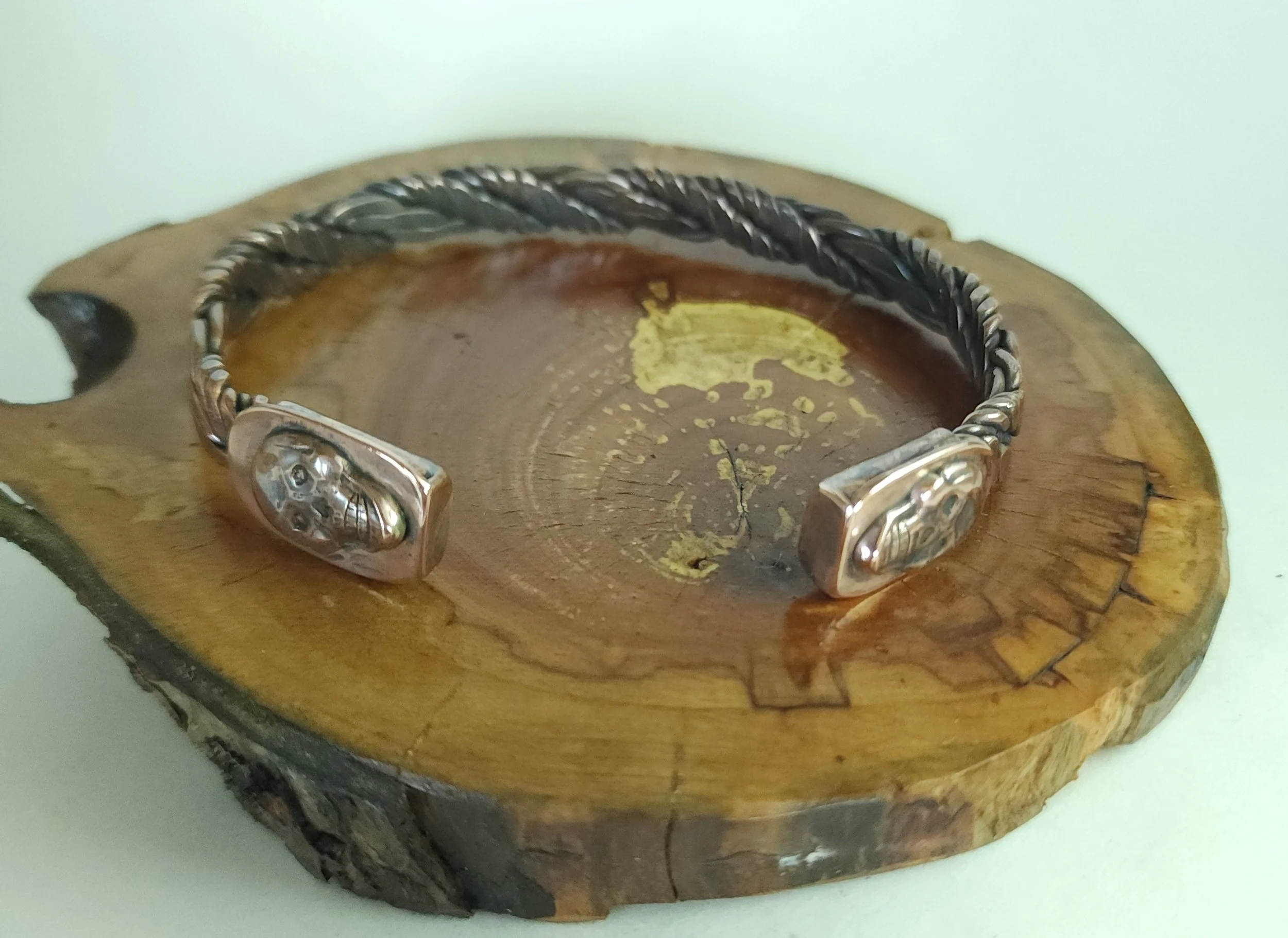 Mens skull cuff 4.jpg