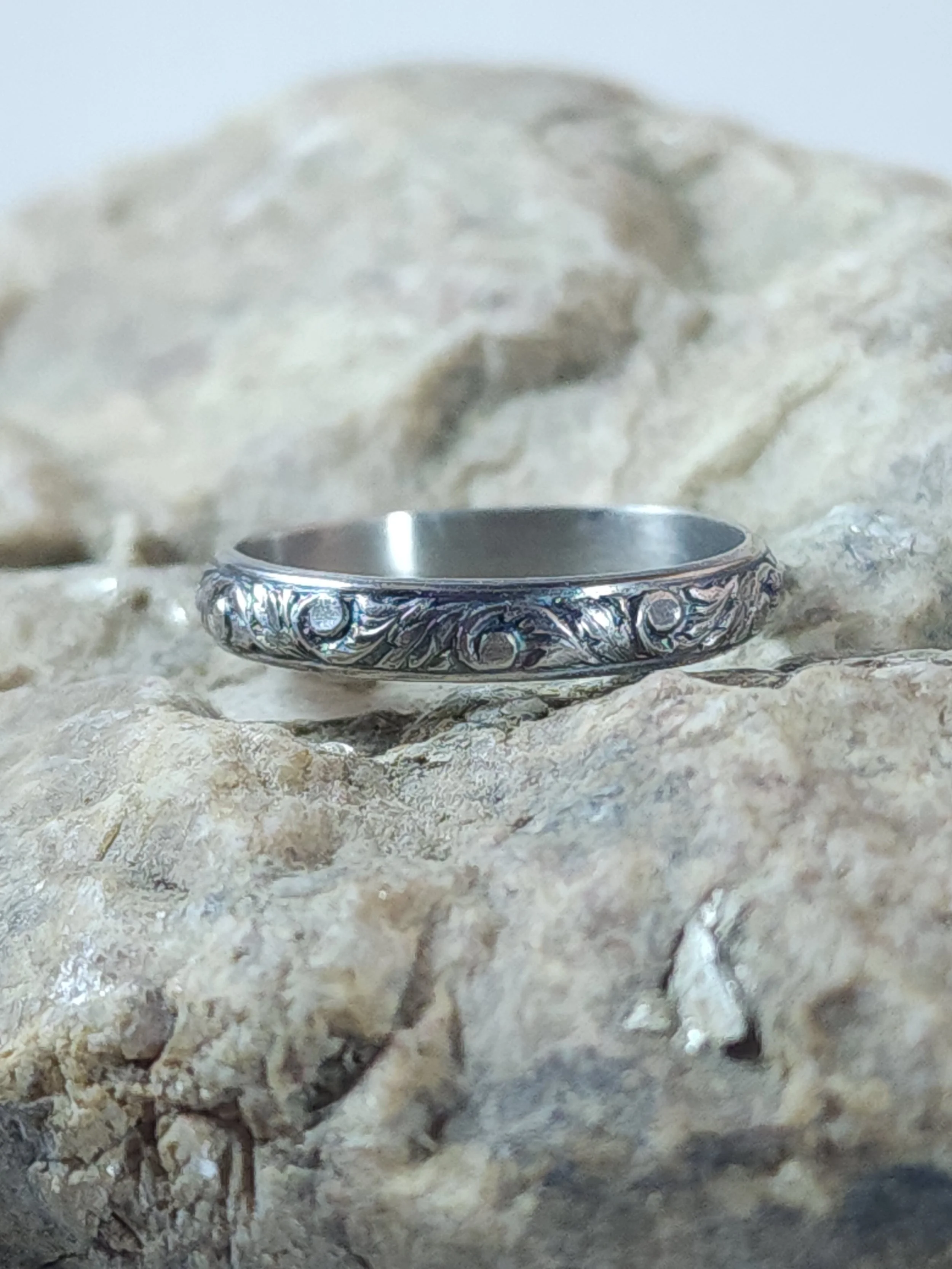 Scrolling Ring 2.jpg