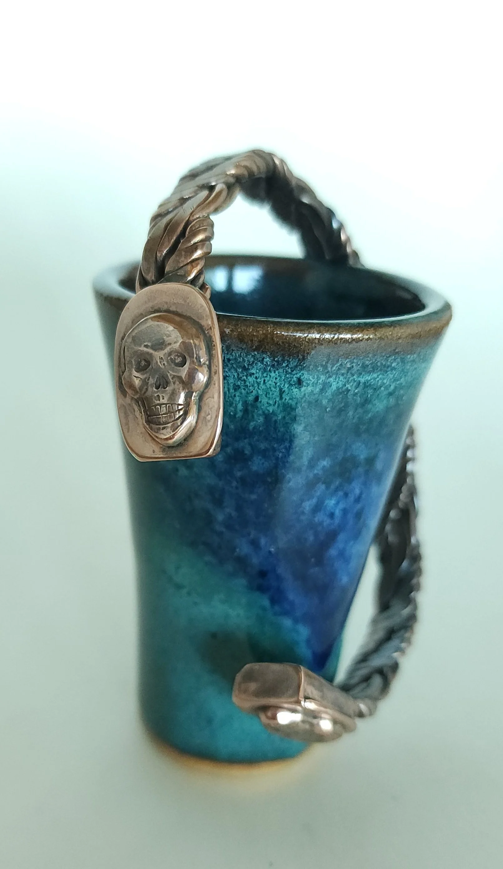 Mens skull cuff 2.jpg