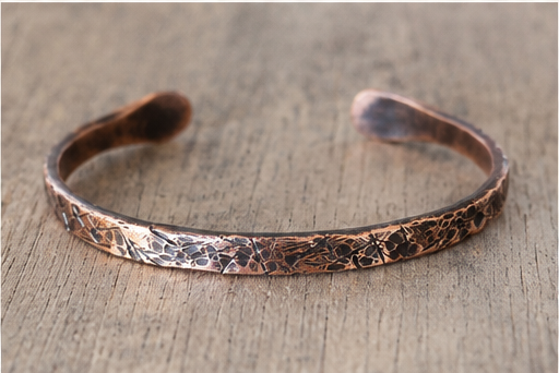 Hammered cuff 4.png