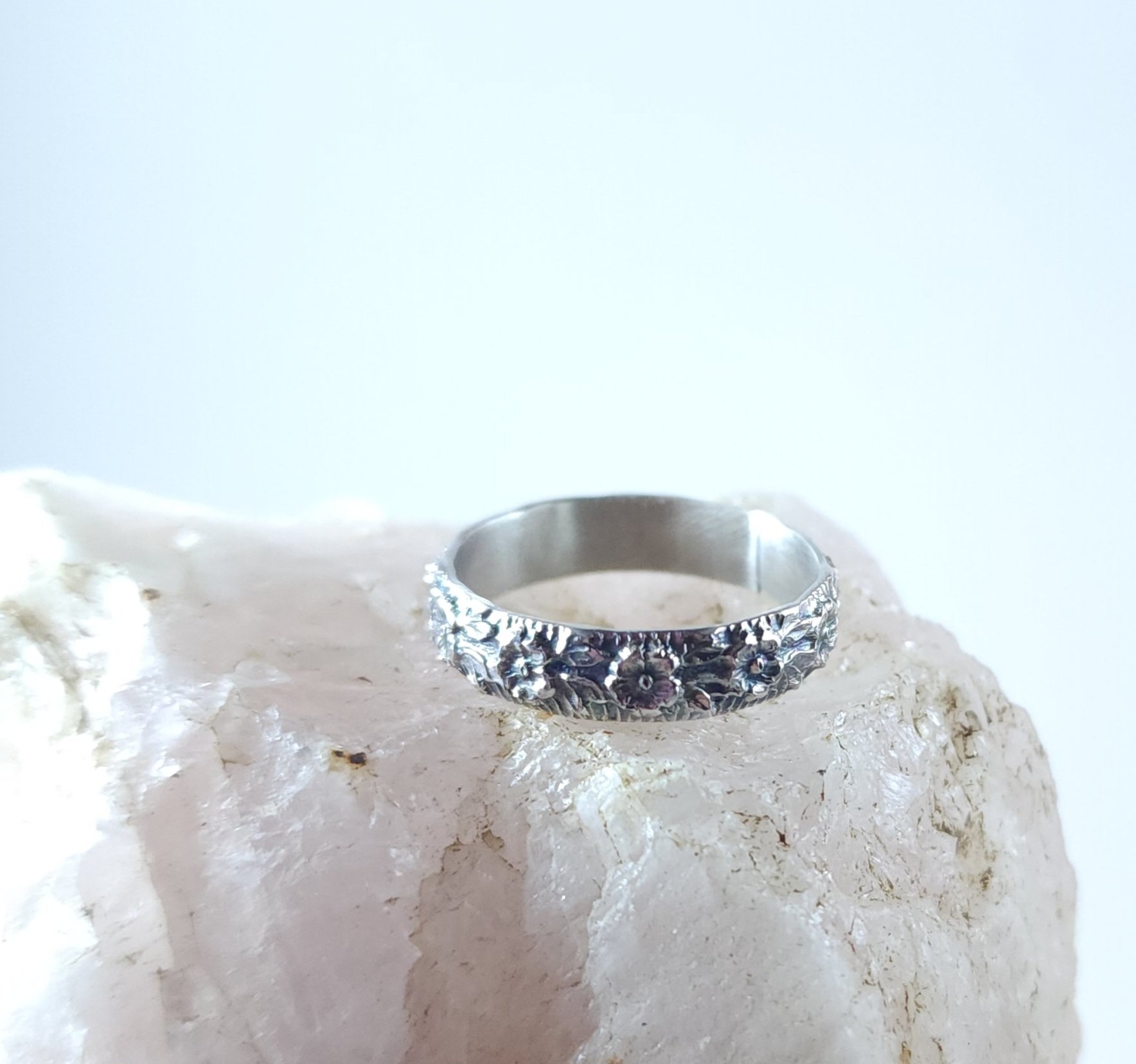 Heavy Floral ring 2.jpg