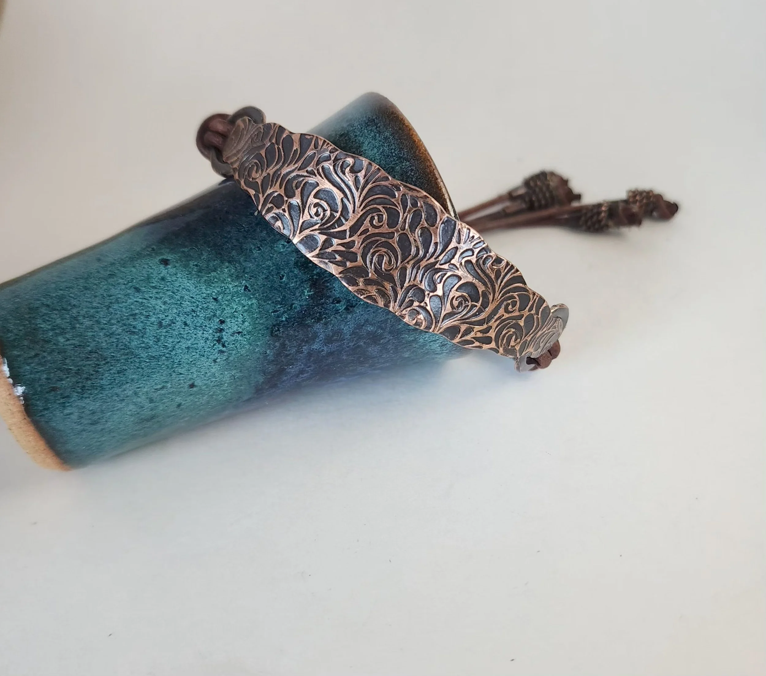 Swirl with slide clasp 7.jpg