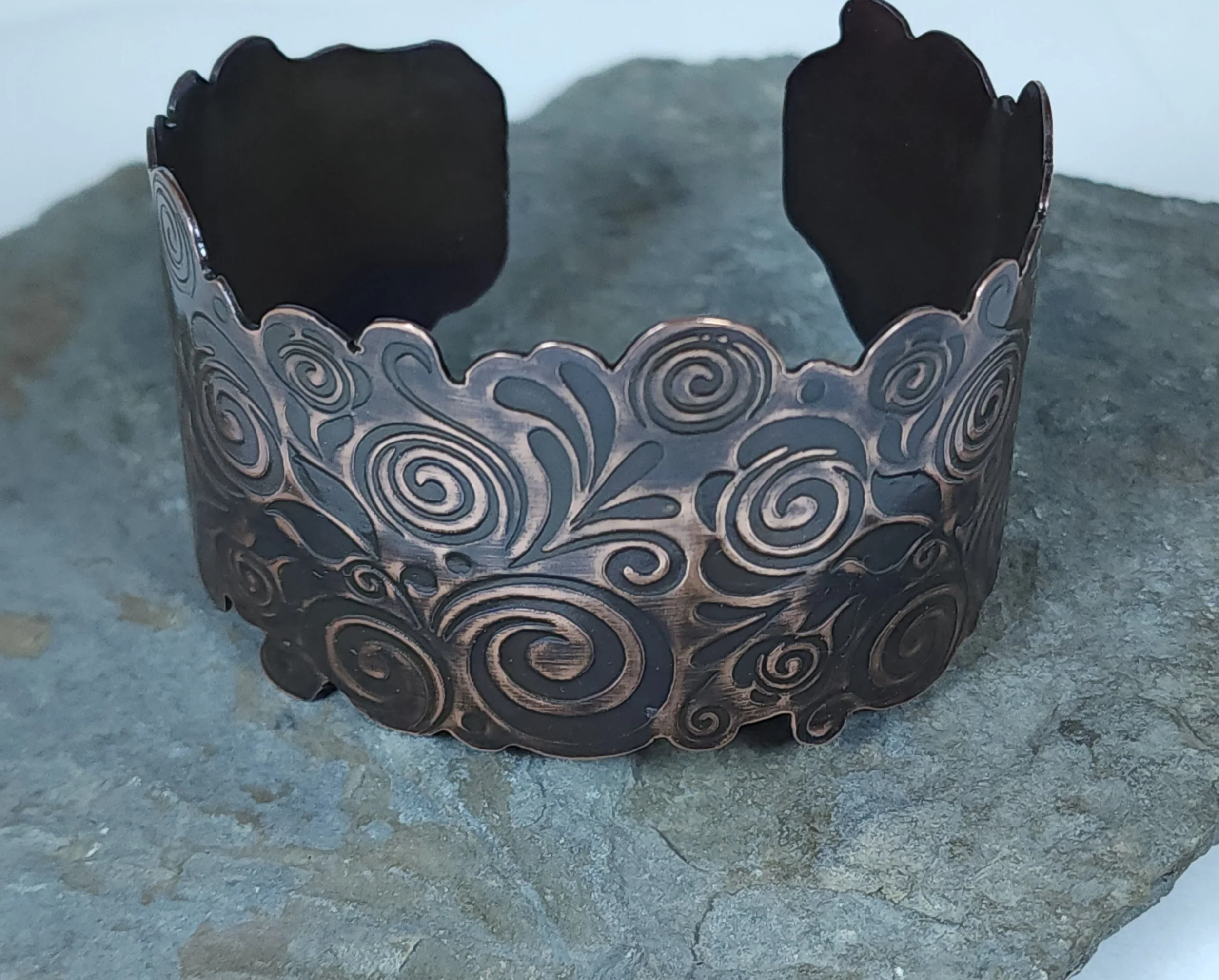 Copper Cuff bracelet 1.jpg