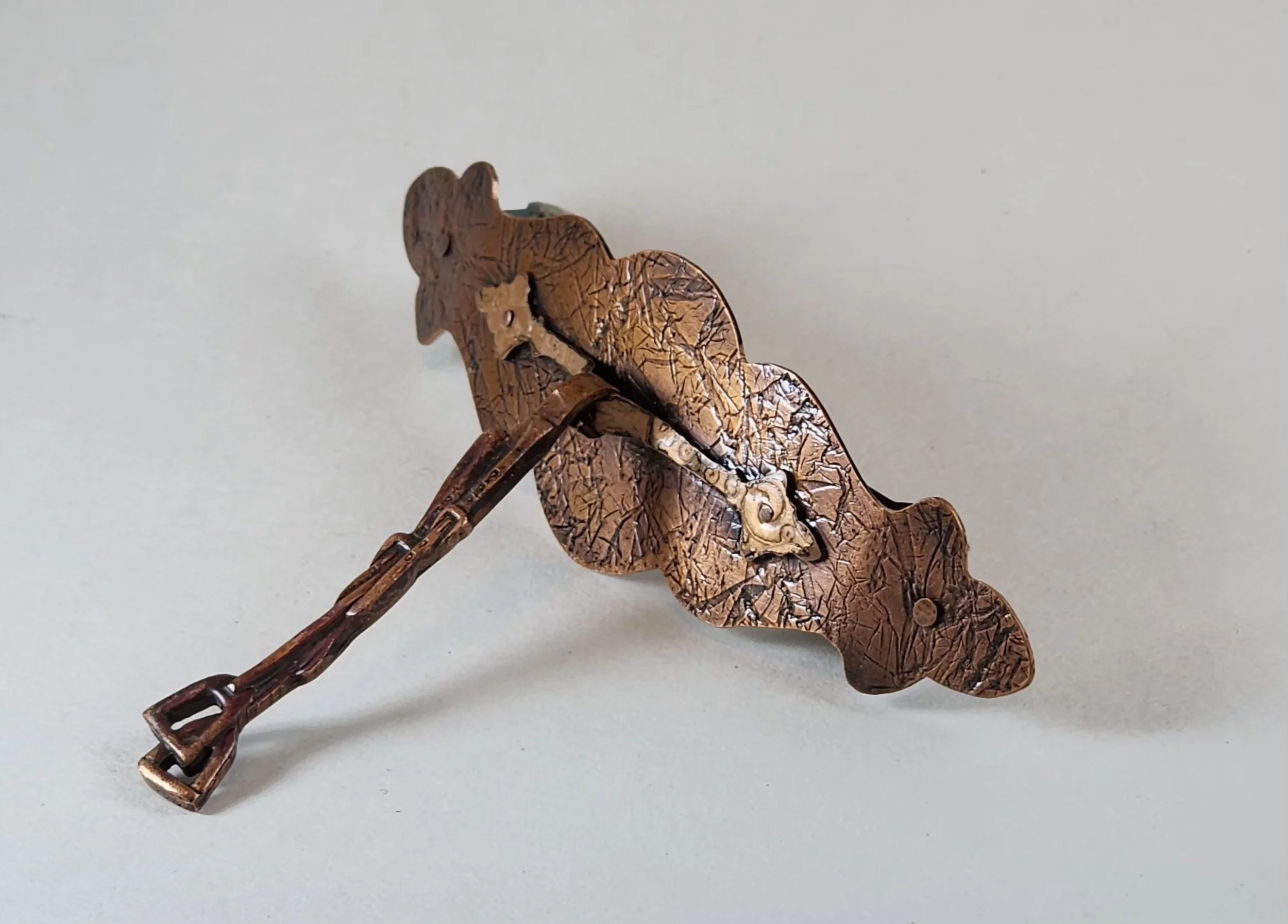 Stirrup Barrette 2a.jpg