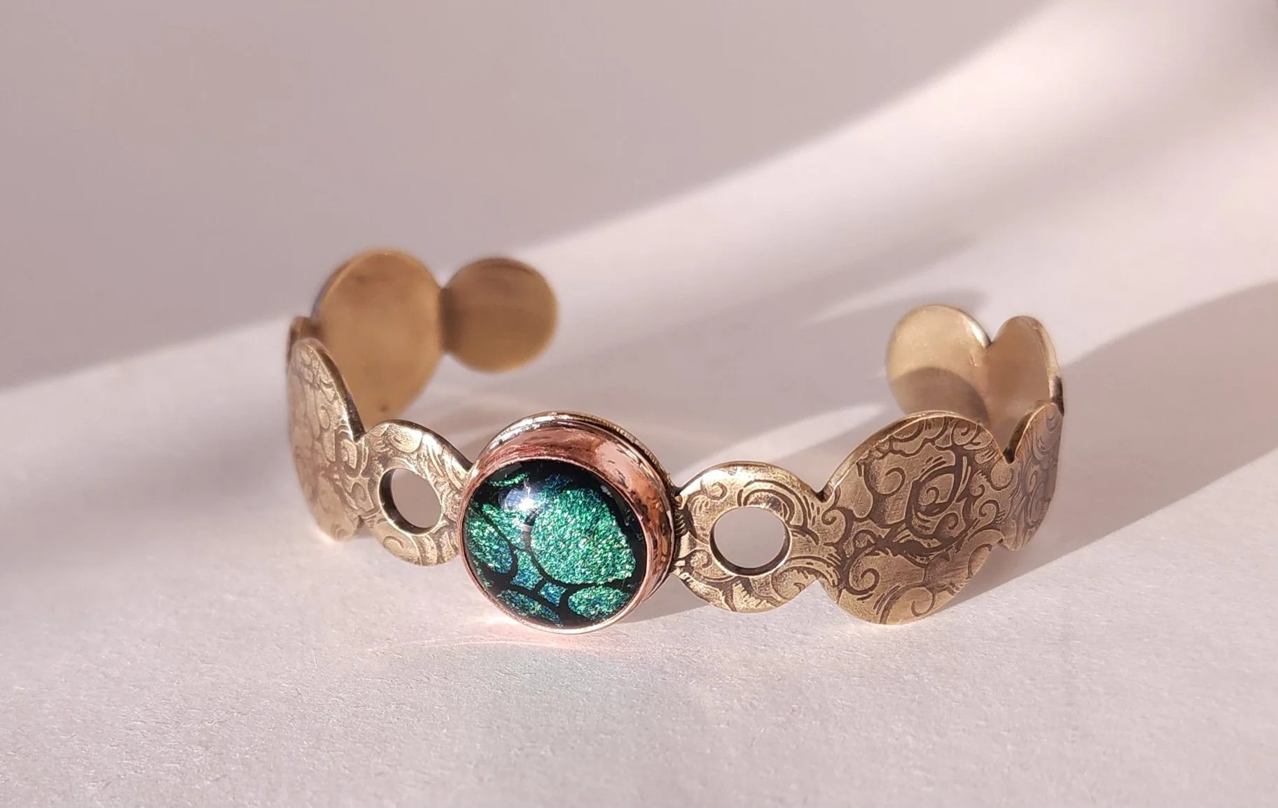 Bronze glass bracelet 4.jpg