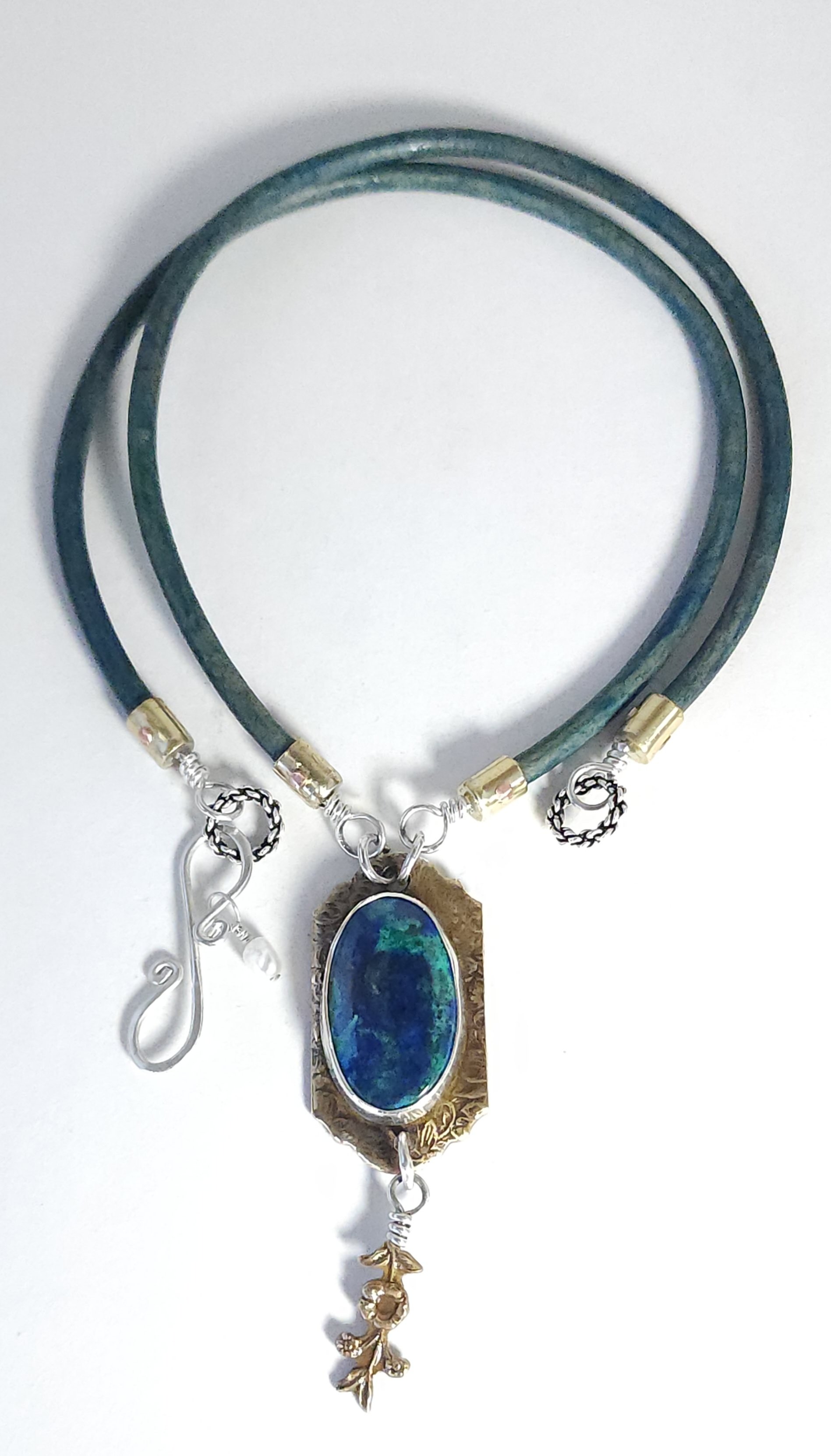 Azurite bronze necklace 10.jpg