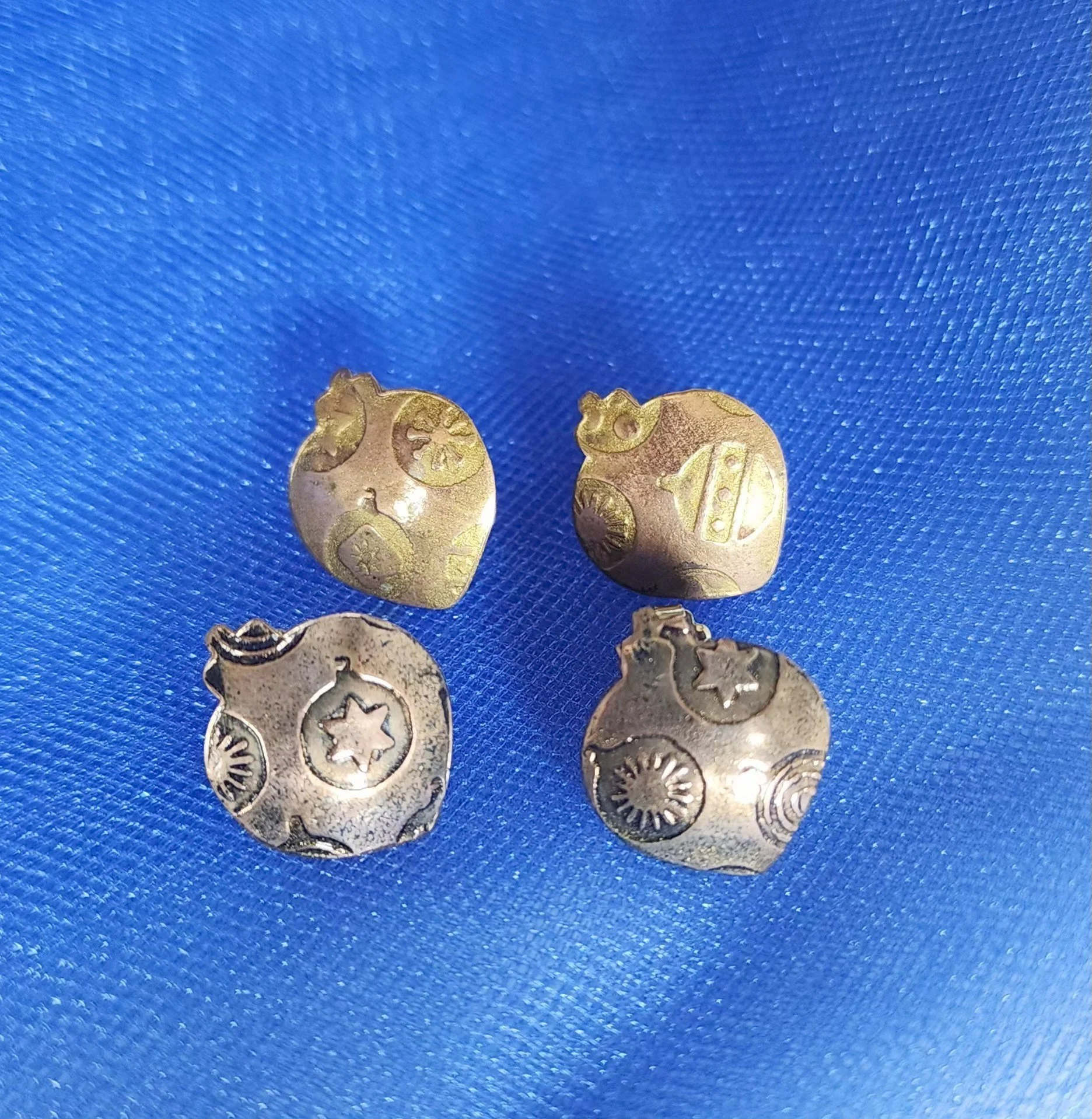 Earrings Christmas ornaments 1.jpg