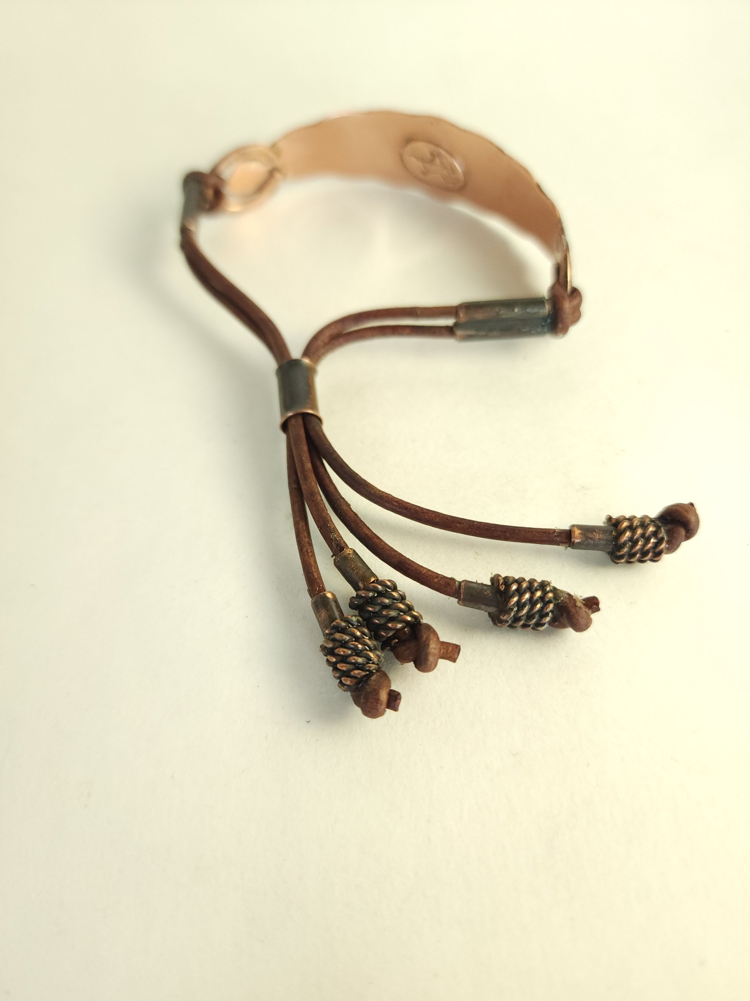 Swirl with slide clasp 2.jpg