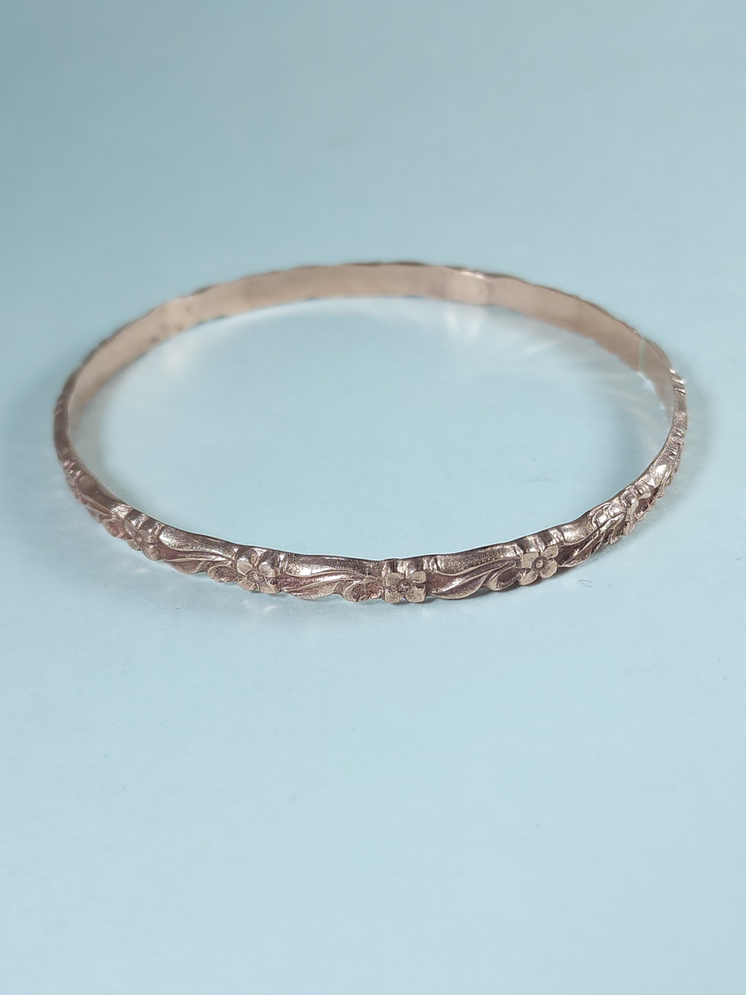 Copper bangle bracelet 1.jpg