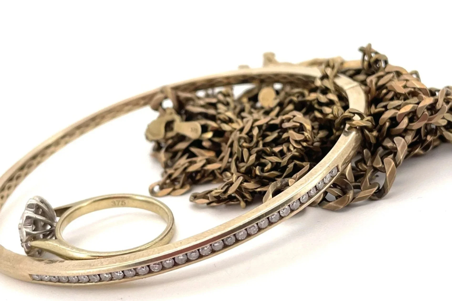 old gold jewellery about to be remade into a new item