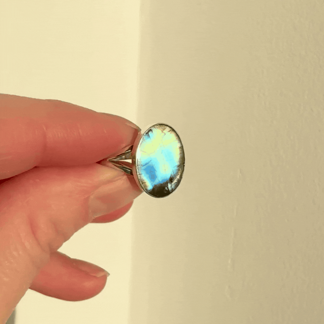 Labradorite ring 1.gif