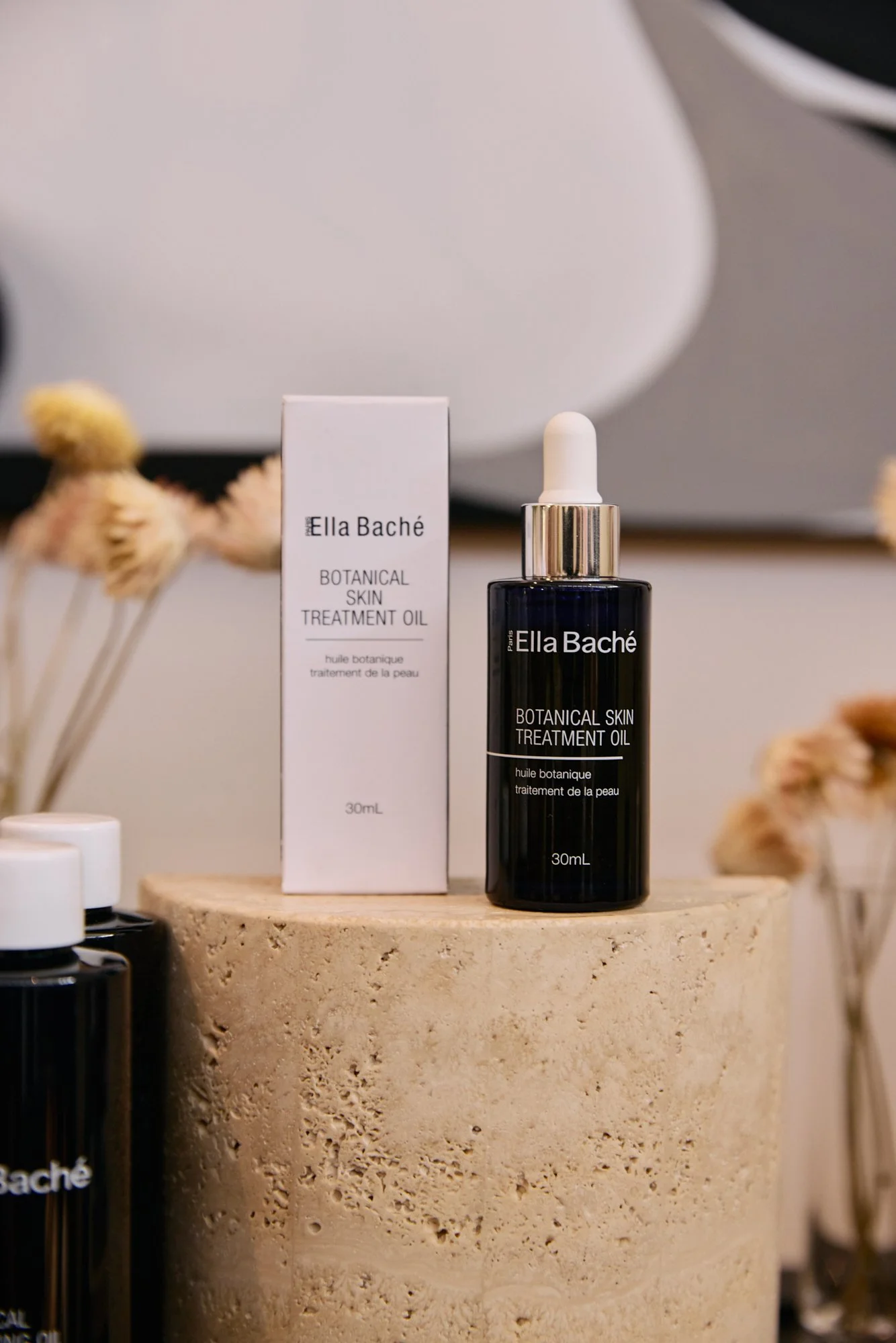 ella-bache-pr-event-photography-skincare-beauty-australia-ellie-bobbie-7.jpg