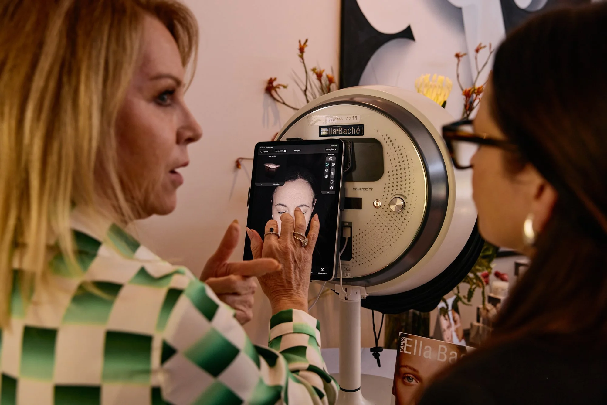 ella-bache-pr-event-photography-skincare-beauty-australia-ellie-bobbie-27.jpg