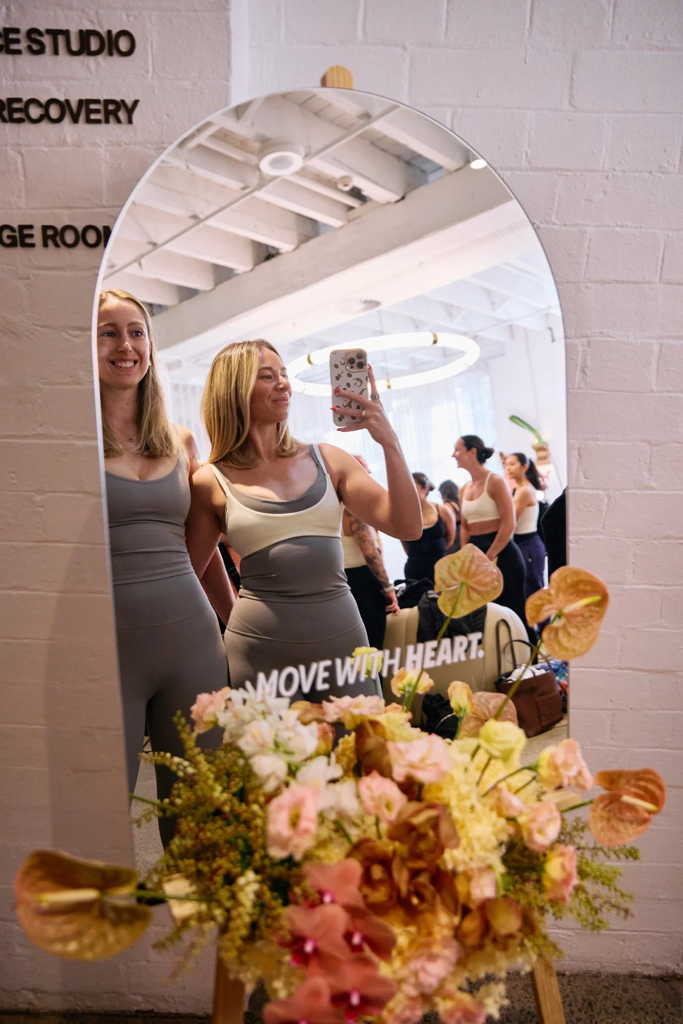 muscle-republic-pr-event-photography-athleisure-activewear-australia-ellie-bobbie-2.jpg