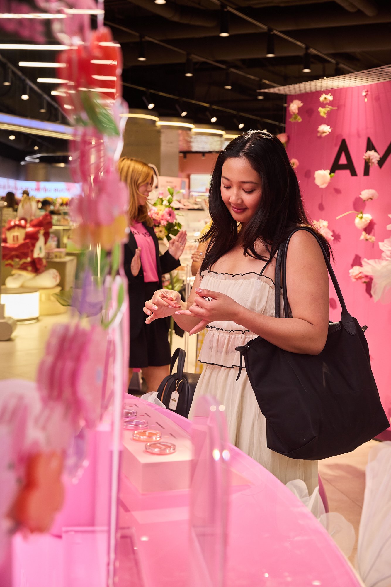 w-cosmetics-amuse-beauty-launch-stark-matthews-event-photography-pr-media-sydney-australia-ellie-bobbie-11.jpg