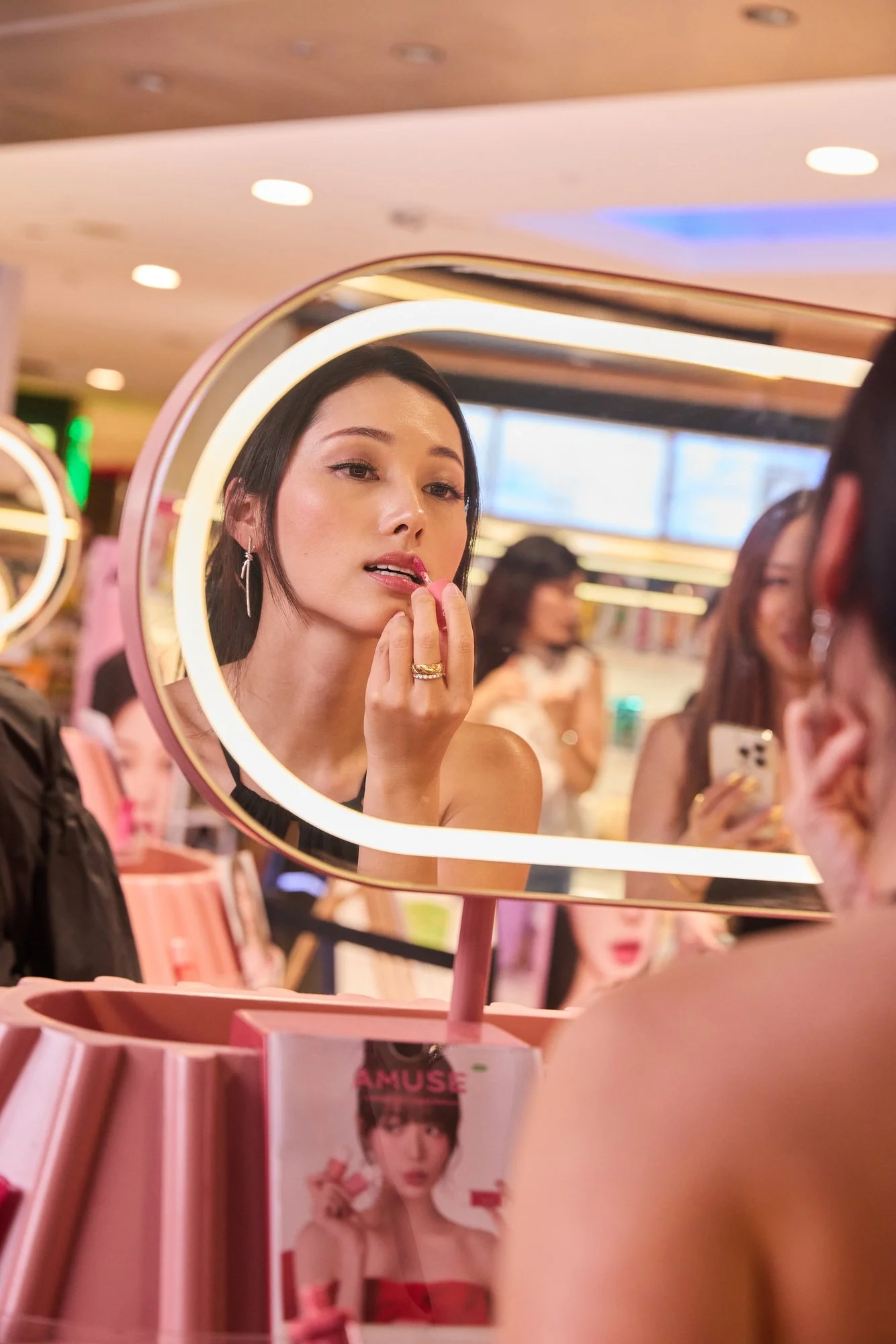 w-cosmetics-amuse-beauty-launch-stark-matthews-event-photography-pr-media-sydney-australia-ellie-bobbie-6.jpg