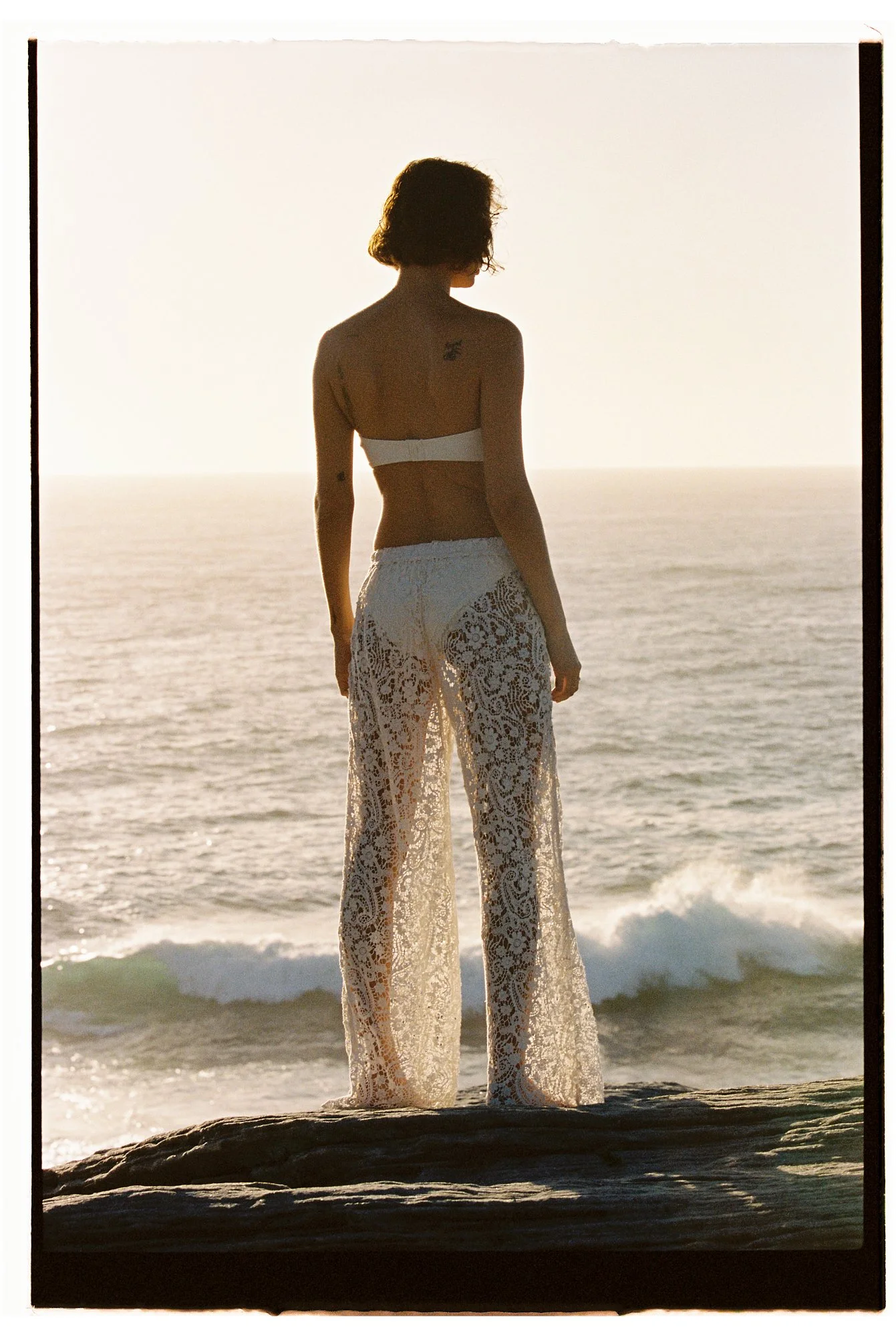 jets-core-swimwear-fashion-film-australia-sydney-ellie-bobbie- 1.jpg