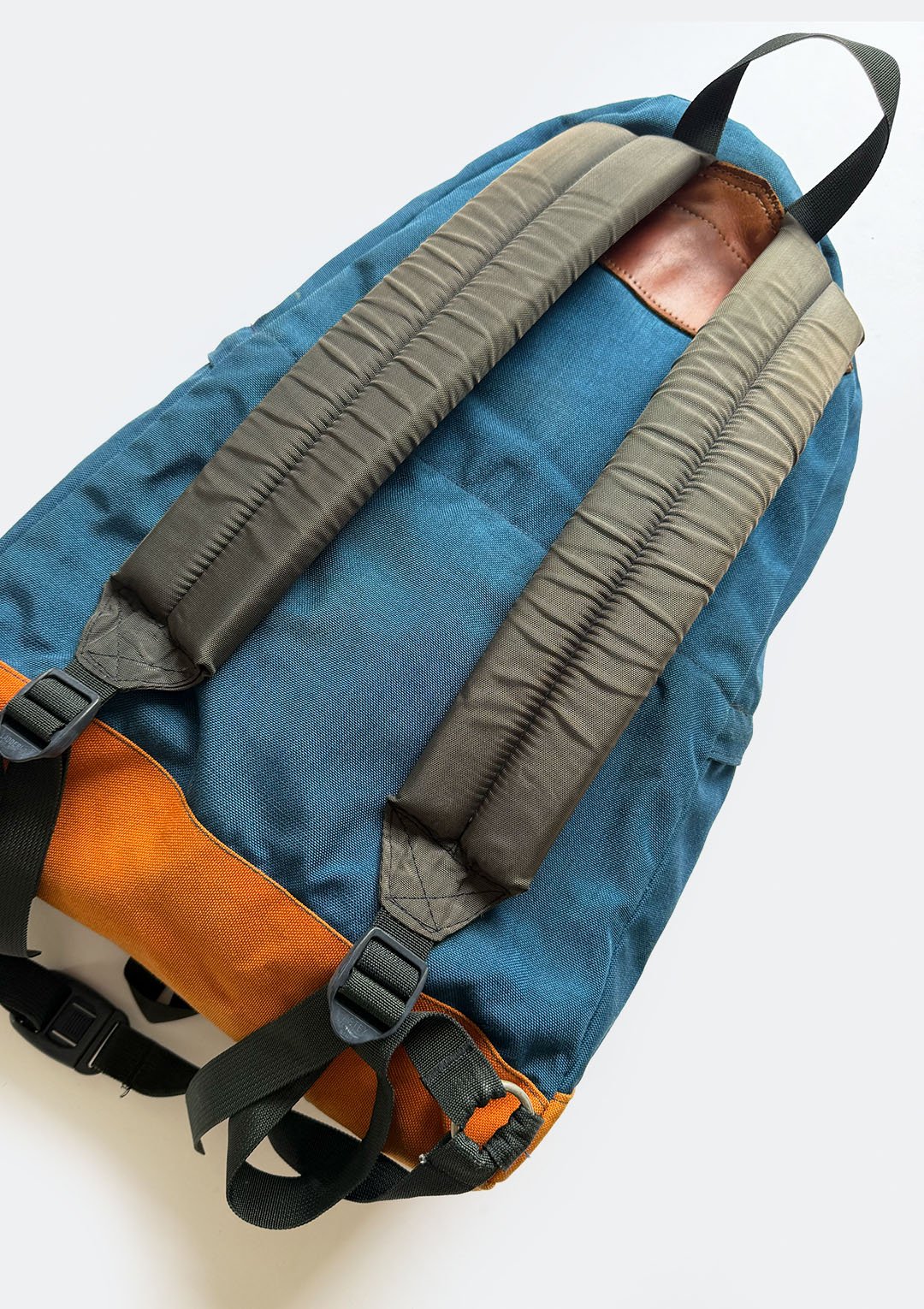 turq_the_north_face_backpack_08.jpg