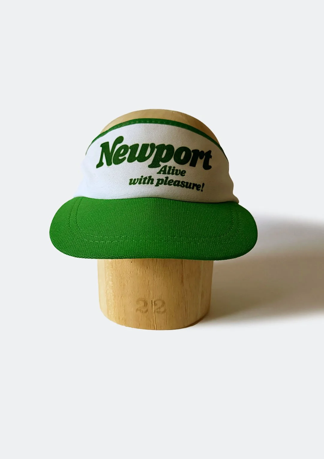 newport_visor_hat_01.jpg