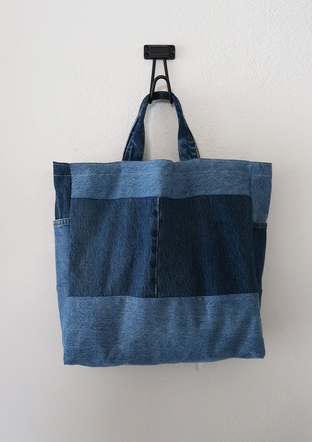 tote_011_front.jpg