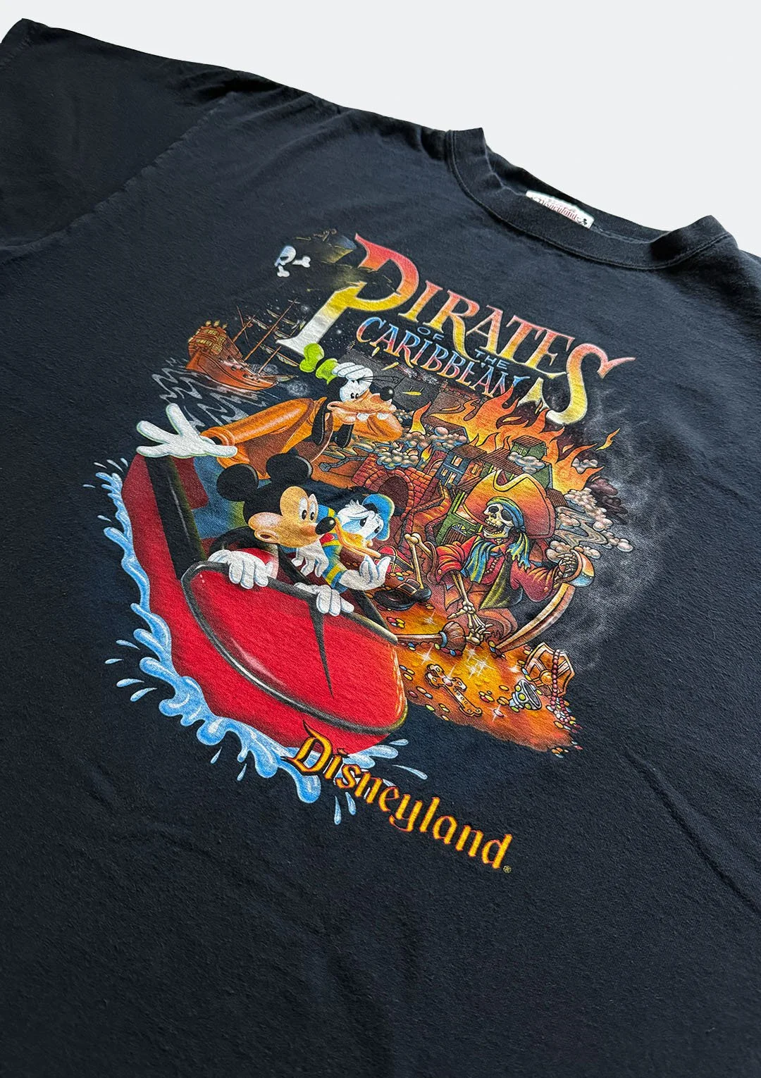 pirates_caribbean_tshirt_03.jpg