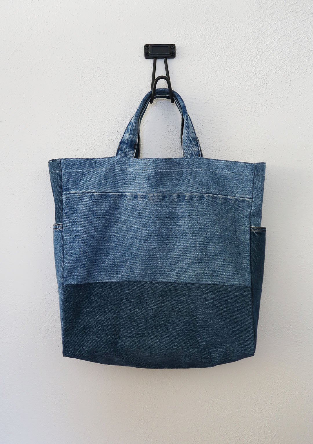 tote_012_front.jpg