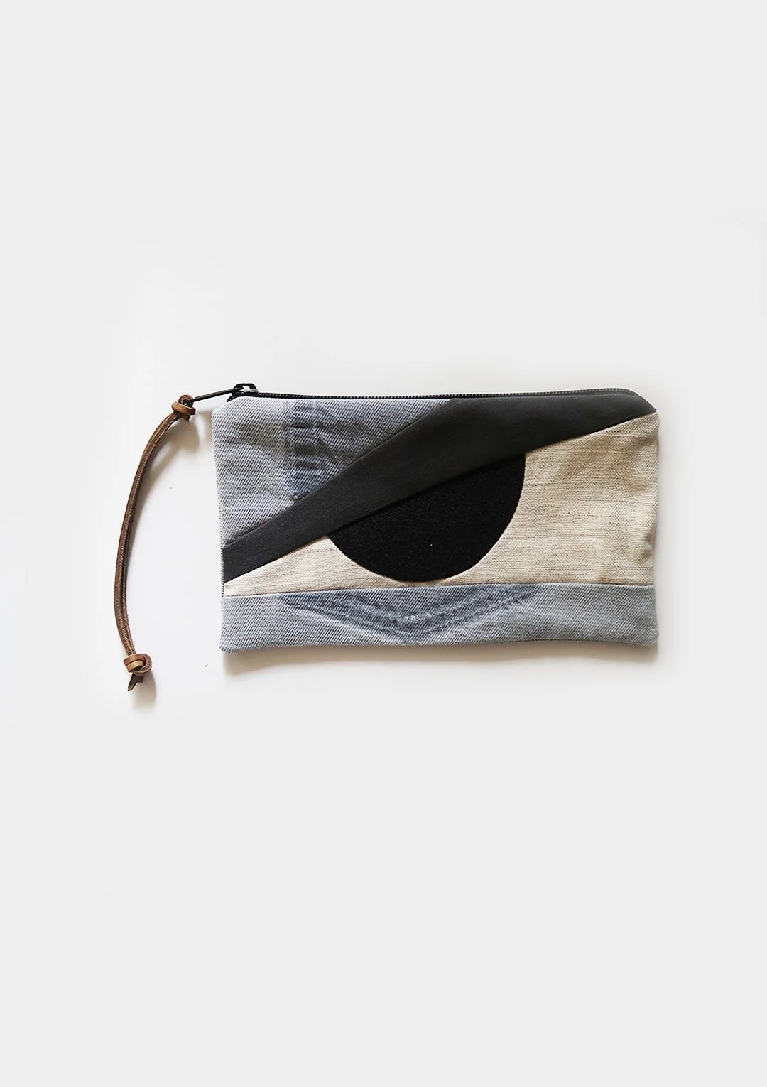 eye_bagz_grey2_01.jpg
