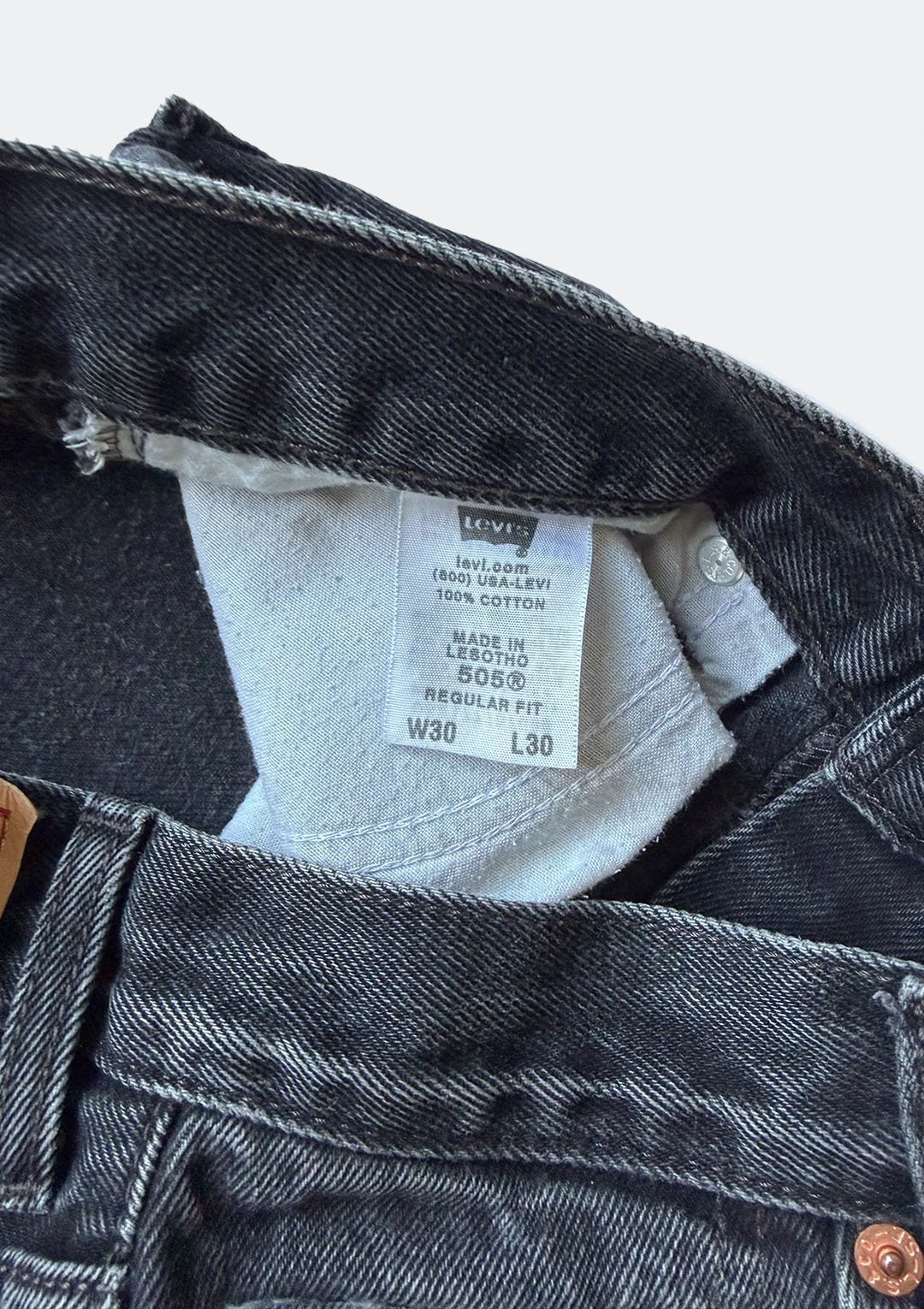Levis_010_04.jpg