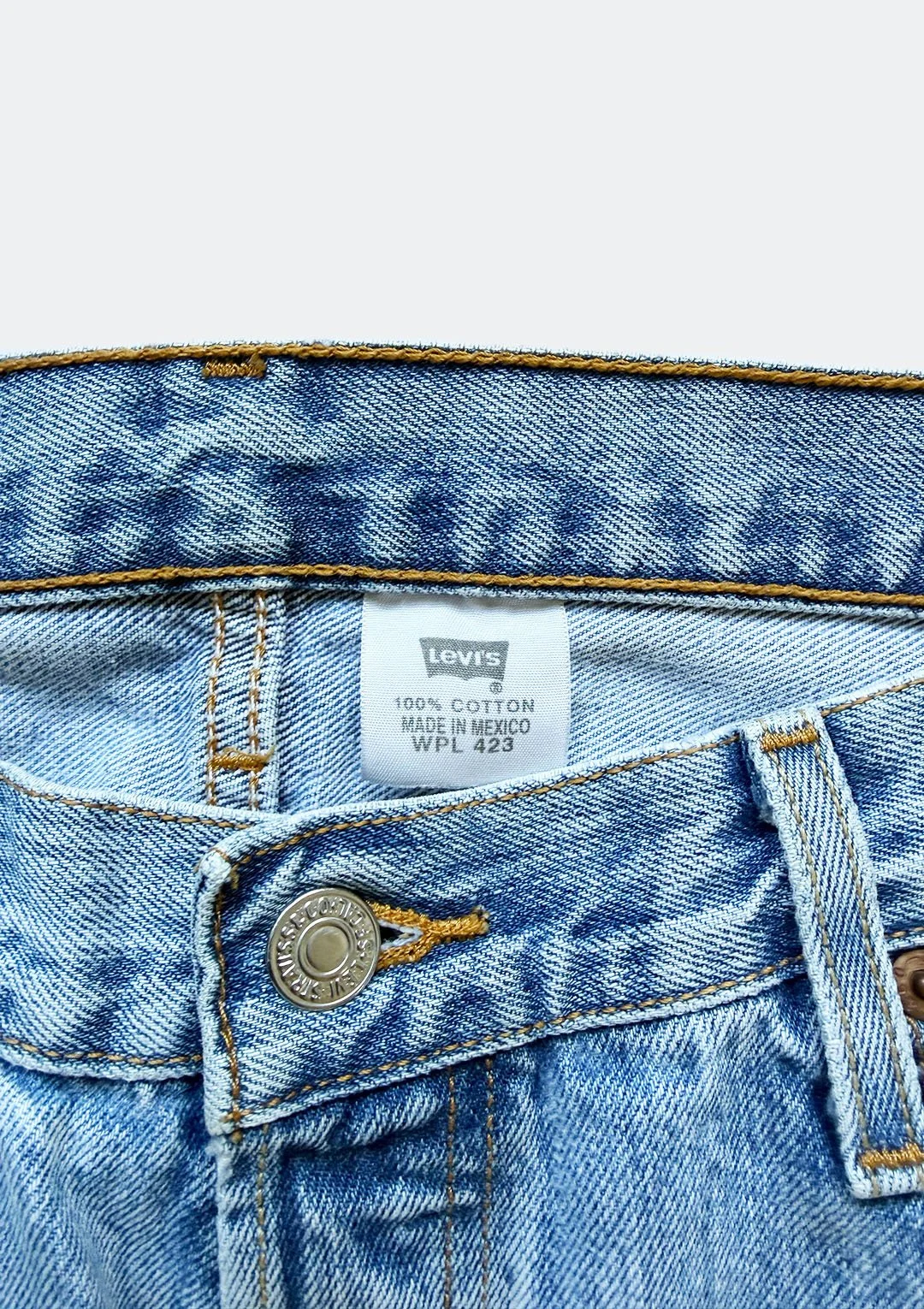 Levis_001_03.jpg