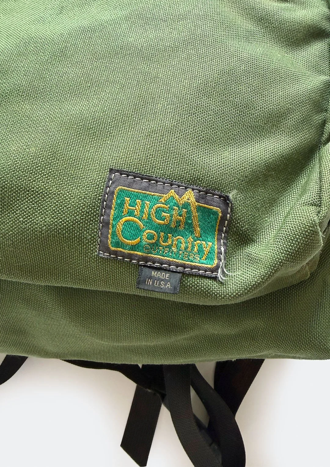 green_high_country_backpack_04.jpg