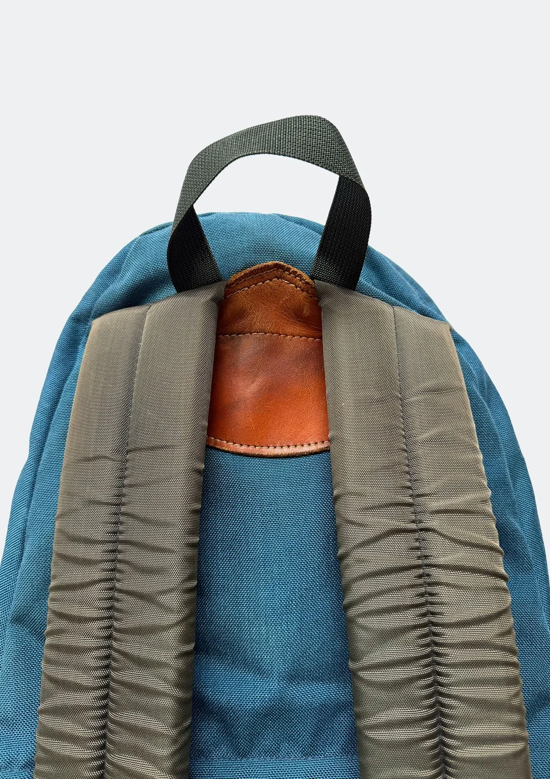 turq_the_north_face_backpack_07.jpg