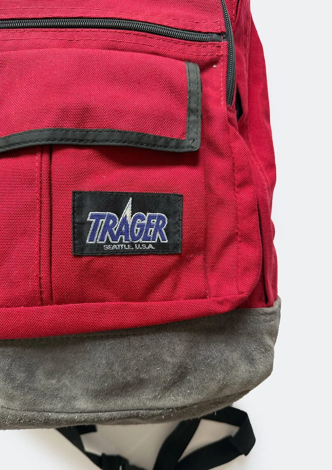red_trager_backpack_03.jpg