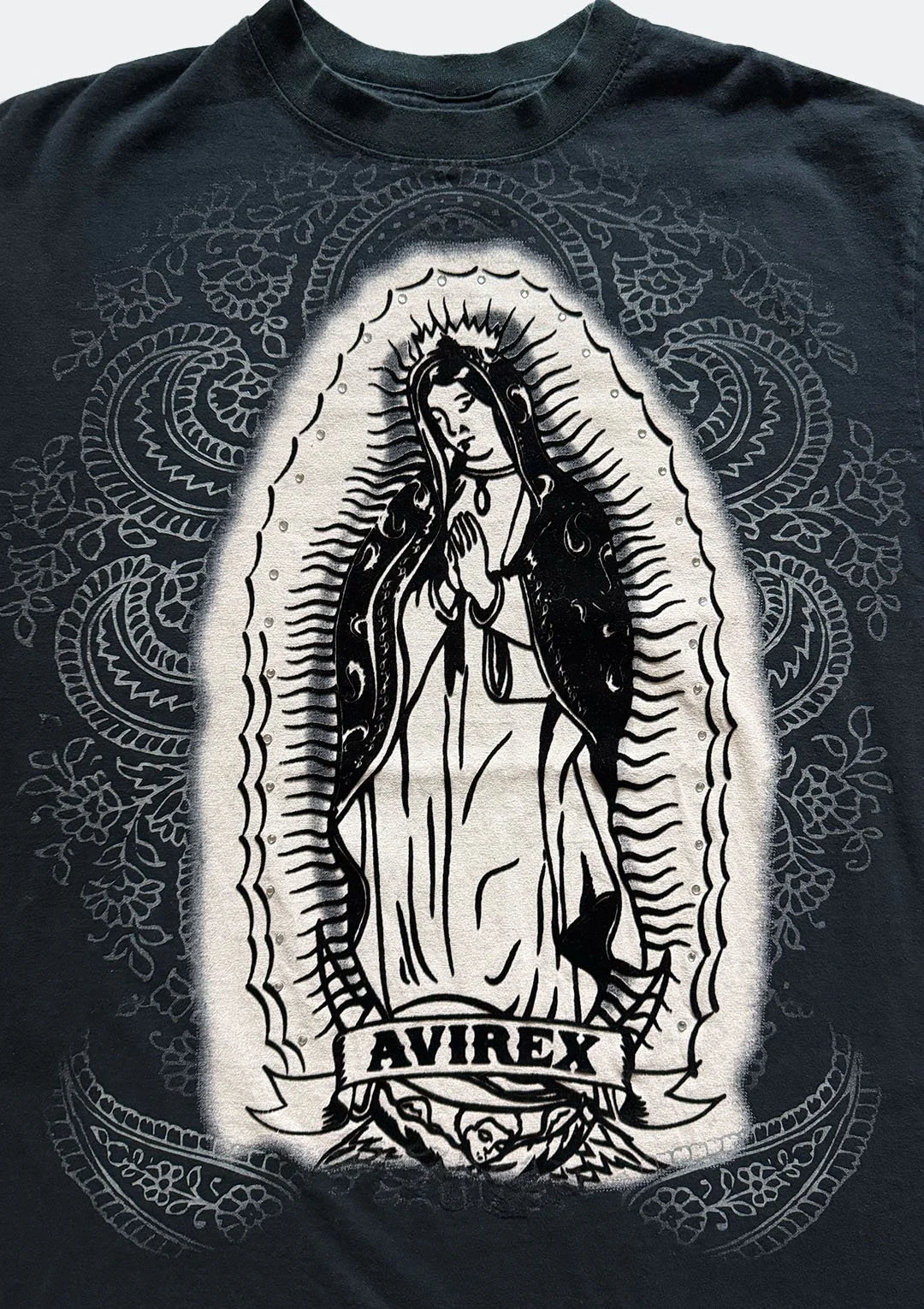 avirex_lady_guadelupe_tshirt_04.jpg