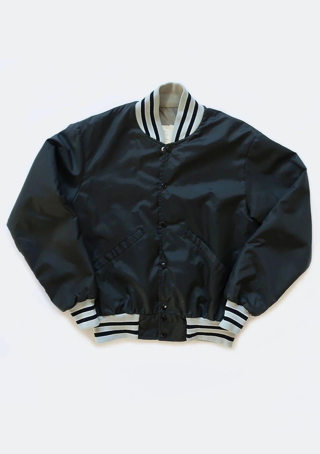 blackbomber_01.jpg