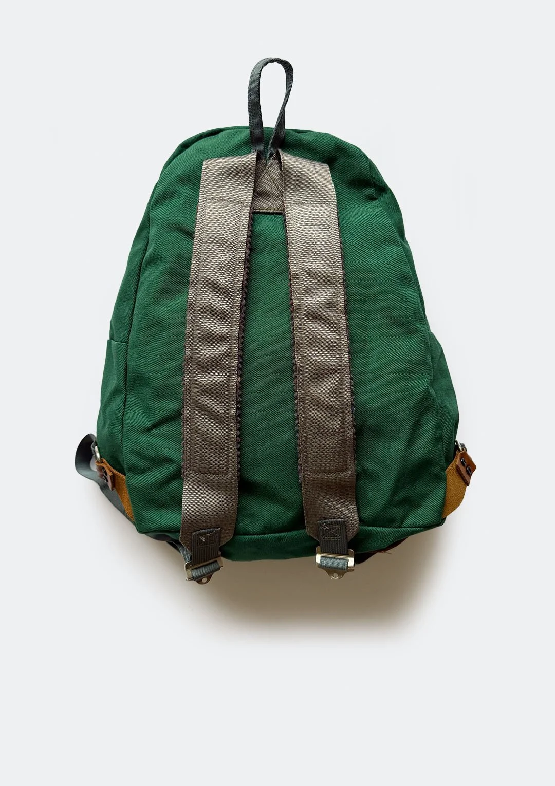 green_sierra_designs_daypack_02.jpg