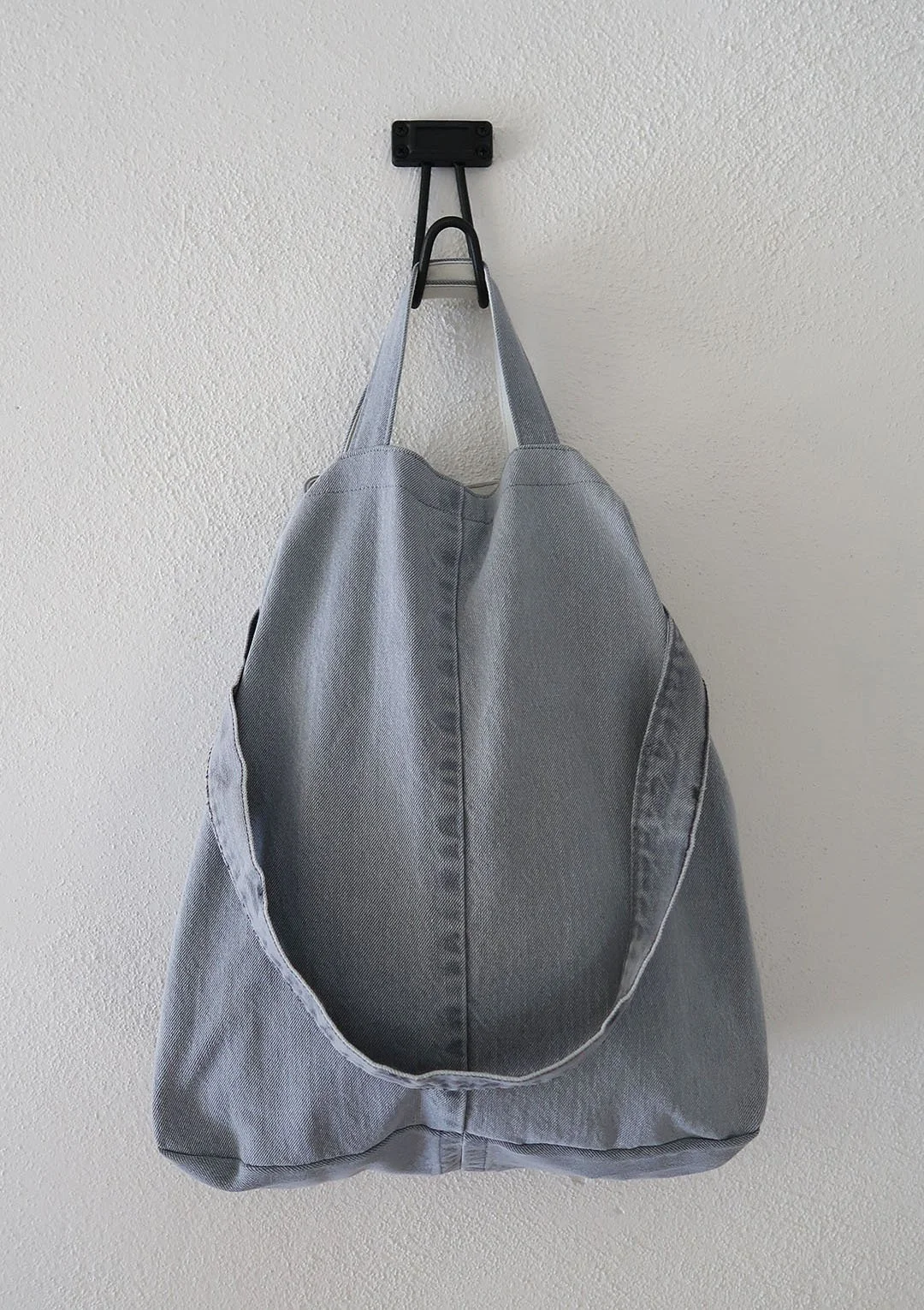 tote_005_front.jpg