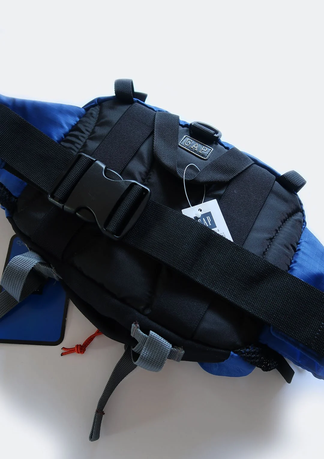 gap_blue_summit_pack_05.jpg