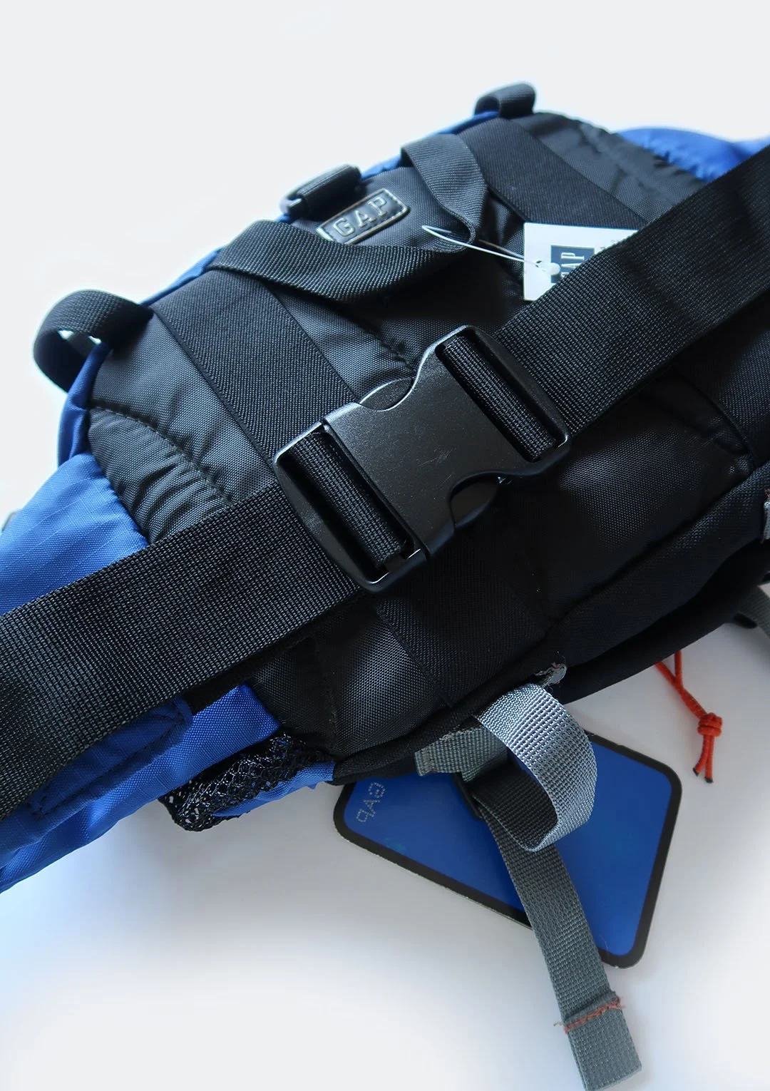 gap_blue_summit_pack_07.jpg