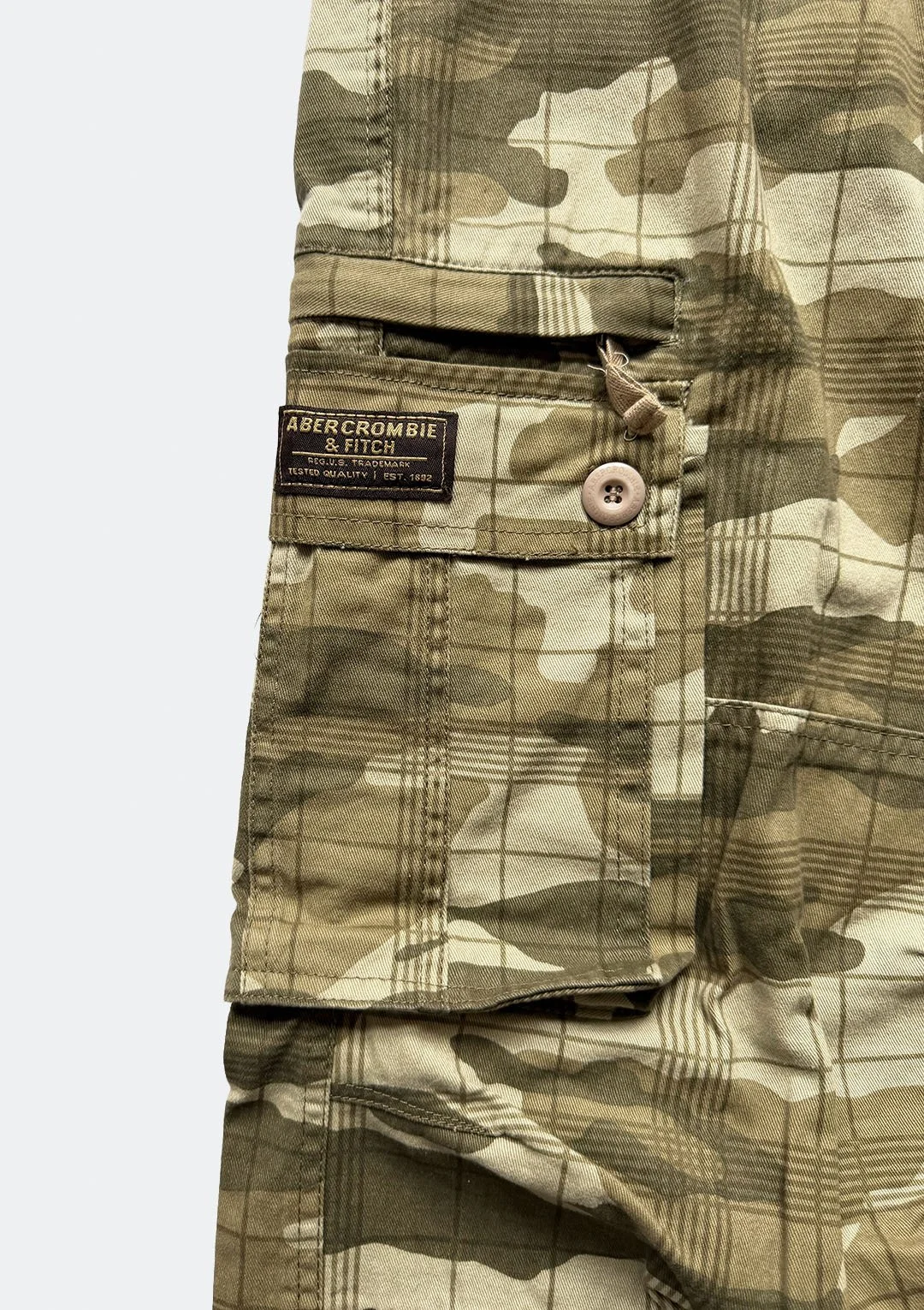 abercrombie_camo_cargo_07.jpg