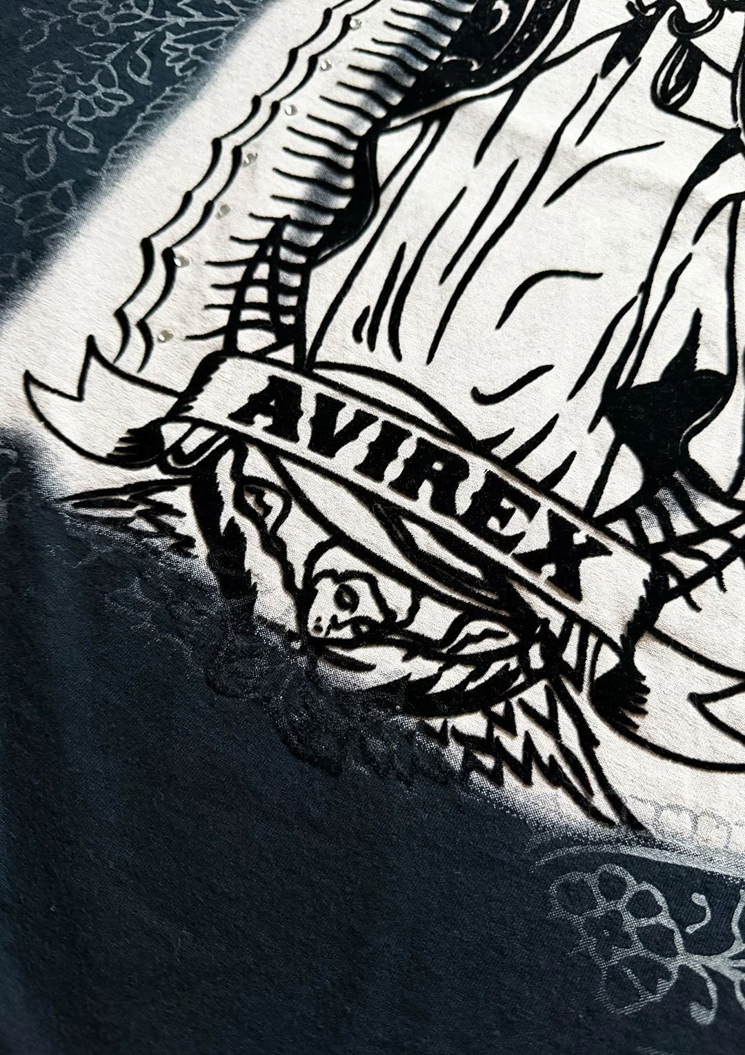 avirex_lady_guadelupe_tshirt_05.jpg