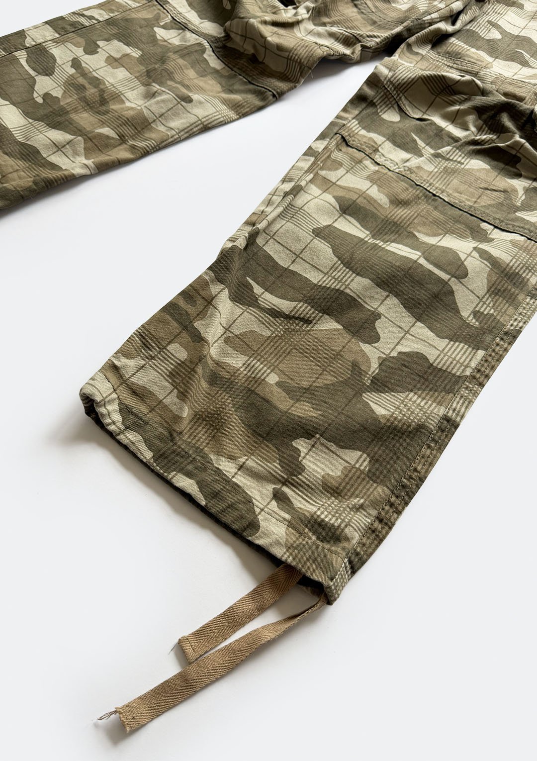 abercrombie_camo_cargo_08.jpg