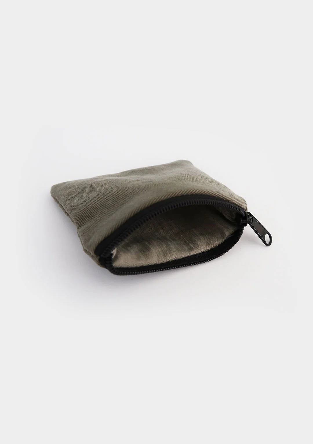 pouch_003_interior.jpg