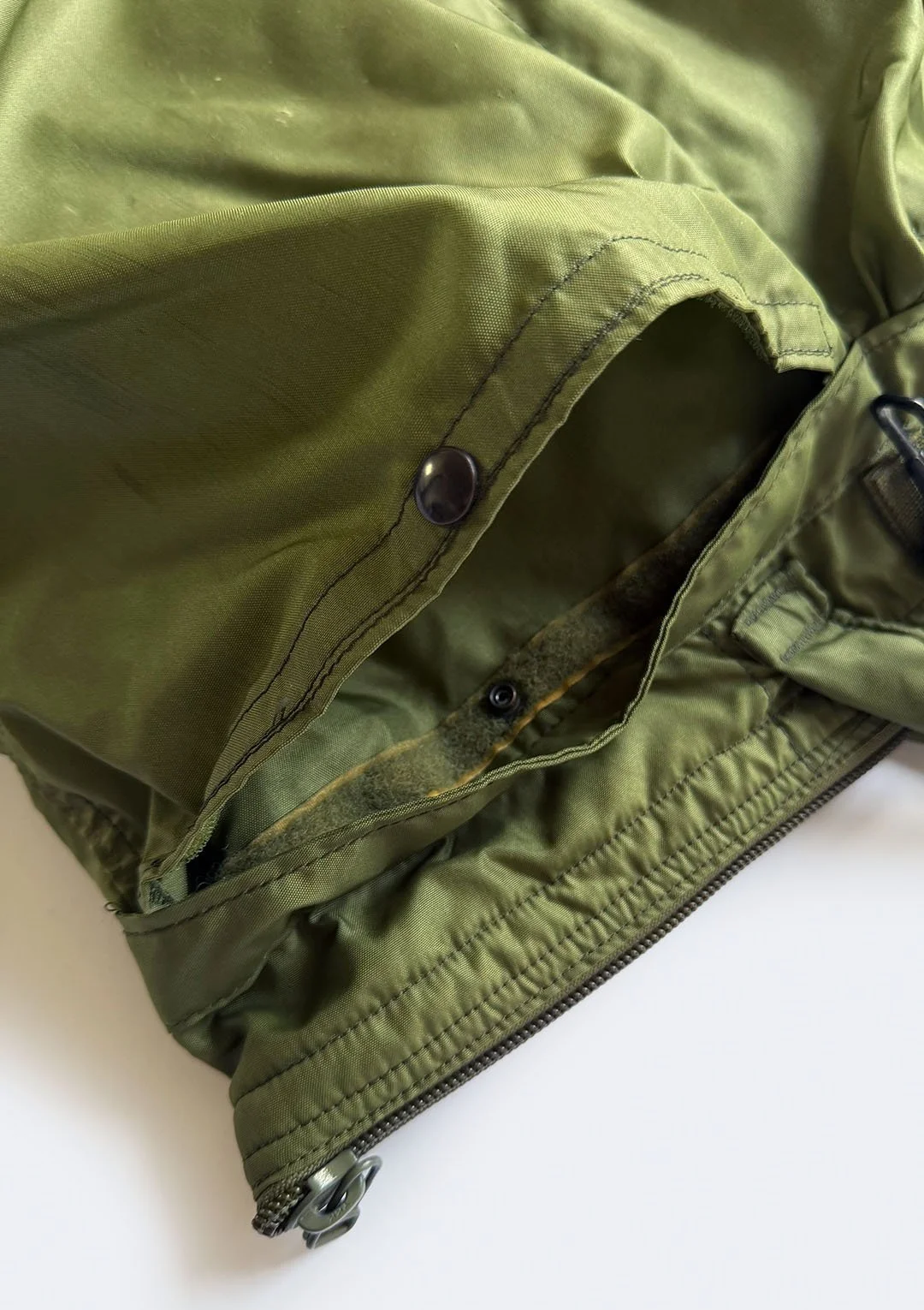 olive_helmet_bag_09.jpg